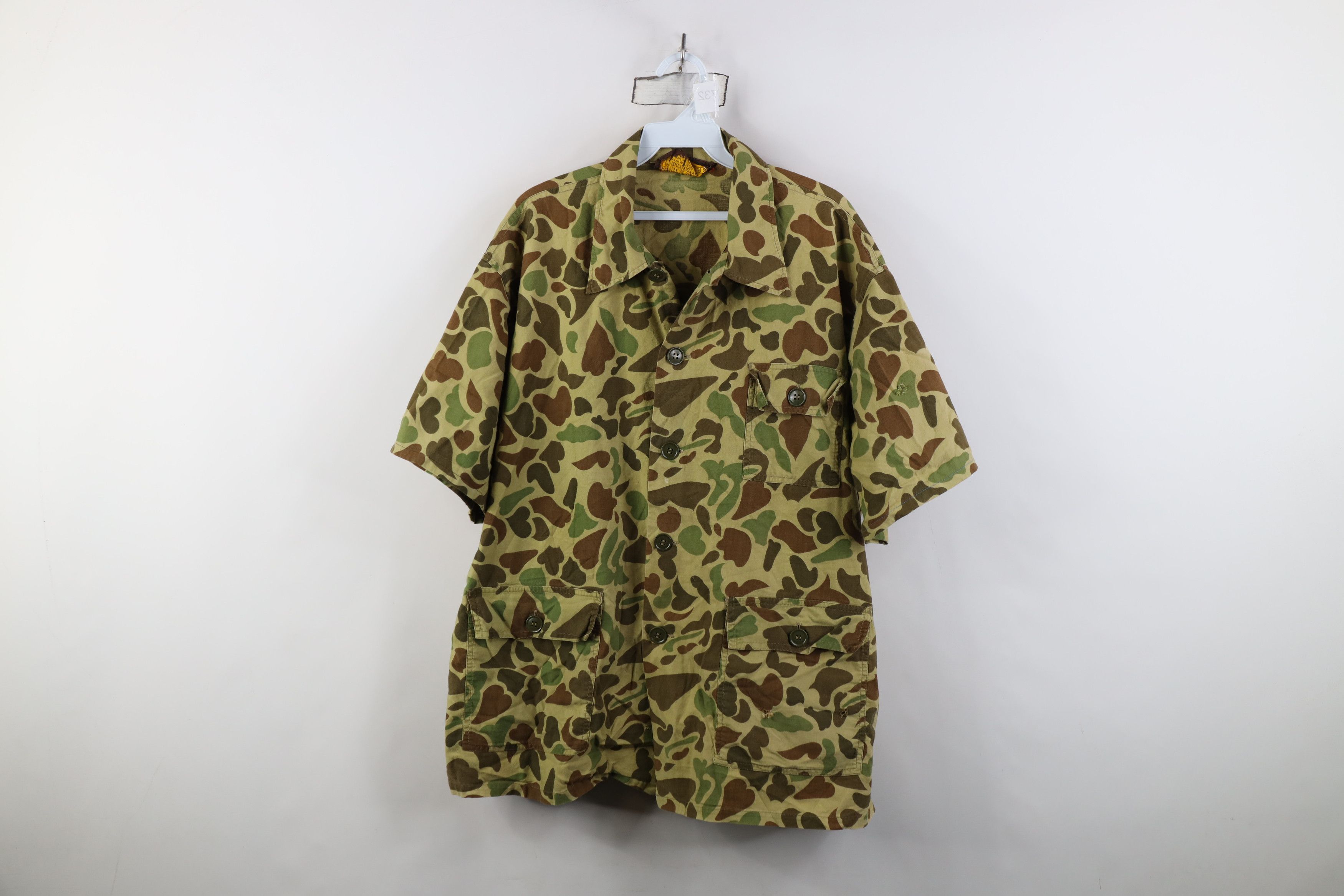 Vintage Vintage 70s Streetwear Camouflage Short Sleeve Shirt Jacket Size US XL / EU 56 / 4 - 1 Thumbnail