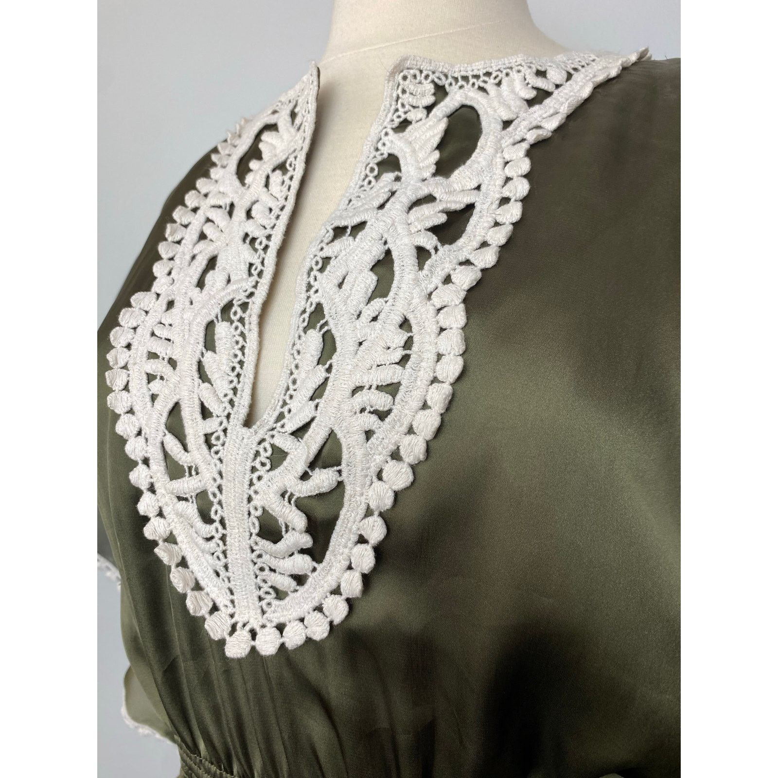 Vivienne Tam Vivienne Tam Green Blouse, Size XS, Y2K 90s Size XS / US 0-2 / IT 36-38 - 2 Thumbnail