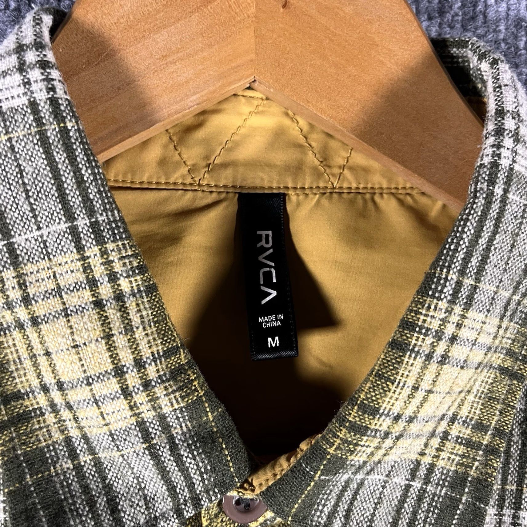 RVCA RVCA Flannel Shirt Mens Medium Wool Blend Heavy Button Up Shacket Skate Surf Size US M / EU 48-50 / 2 - 4 Thumbnail