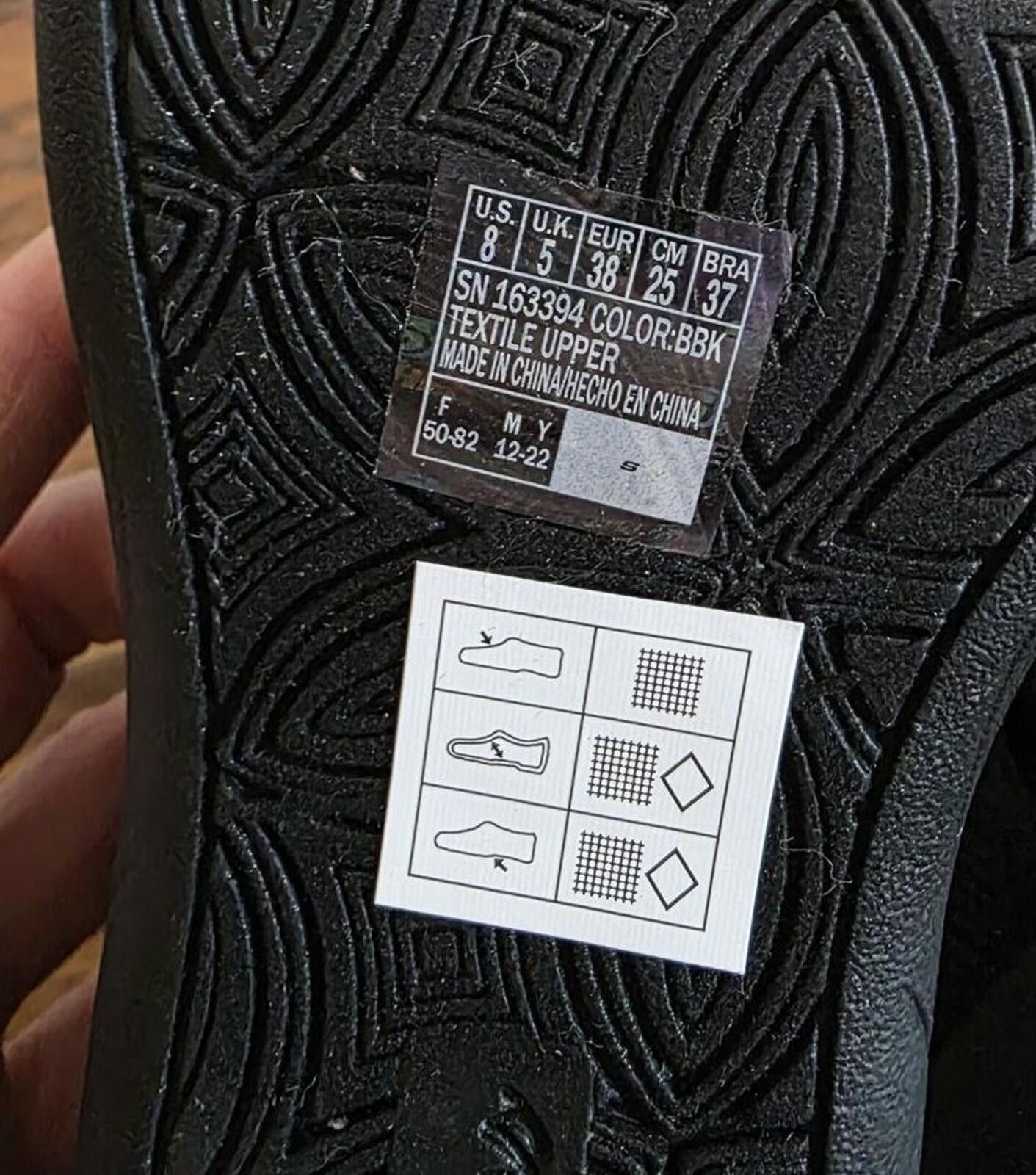 SKECHERS Skechers Black Luxe Foam Wedge Sandals 8 Vegan Machine Wash Size US 8 / IT 38 - 5 Thumbnail