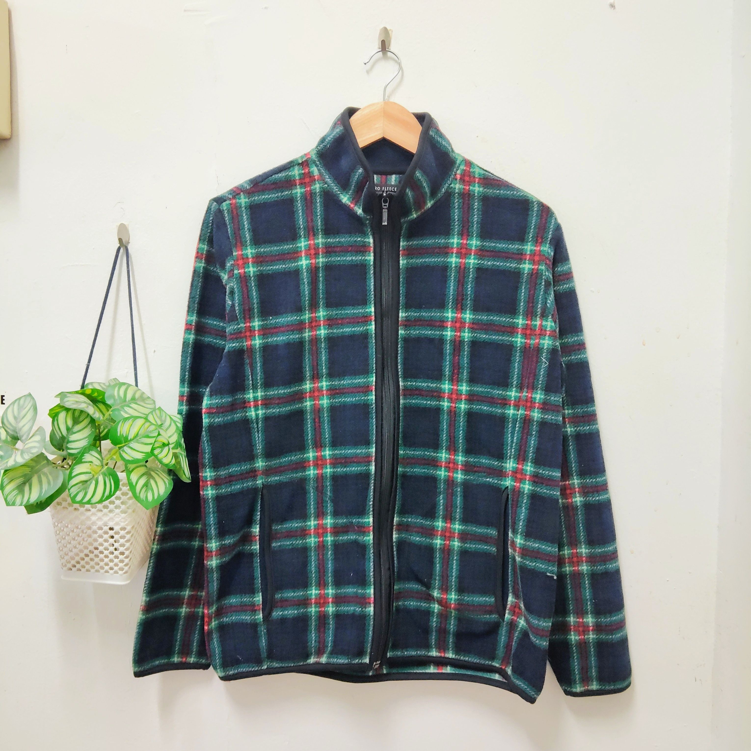 Uniqlo UNIQLO Plaid Fleece Jacket Size US L / EU 52-54 / 3 - 1 Thumbnail