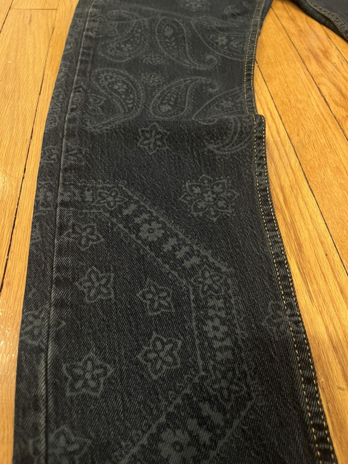 Levi's Levi’s 512 Blue Paisley Print Slim Taper Jeans Size US 33 - 2 Thumbnail