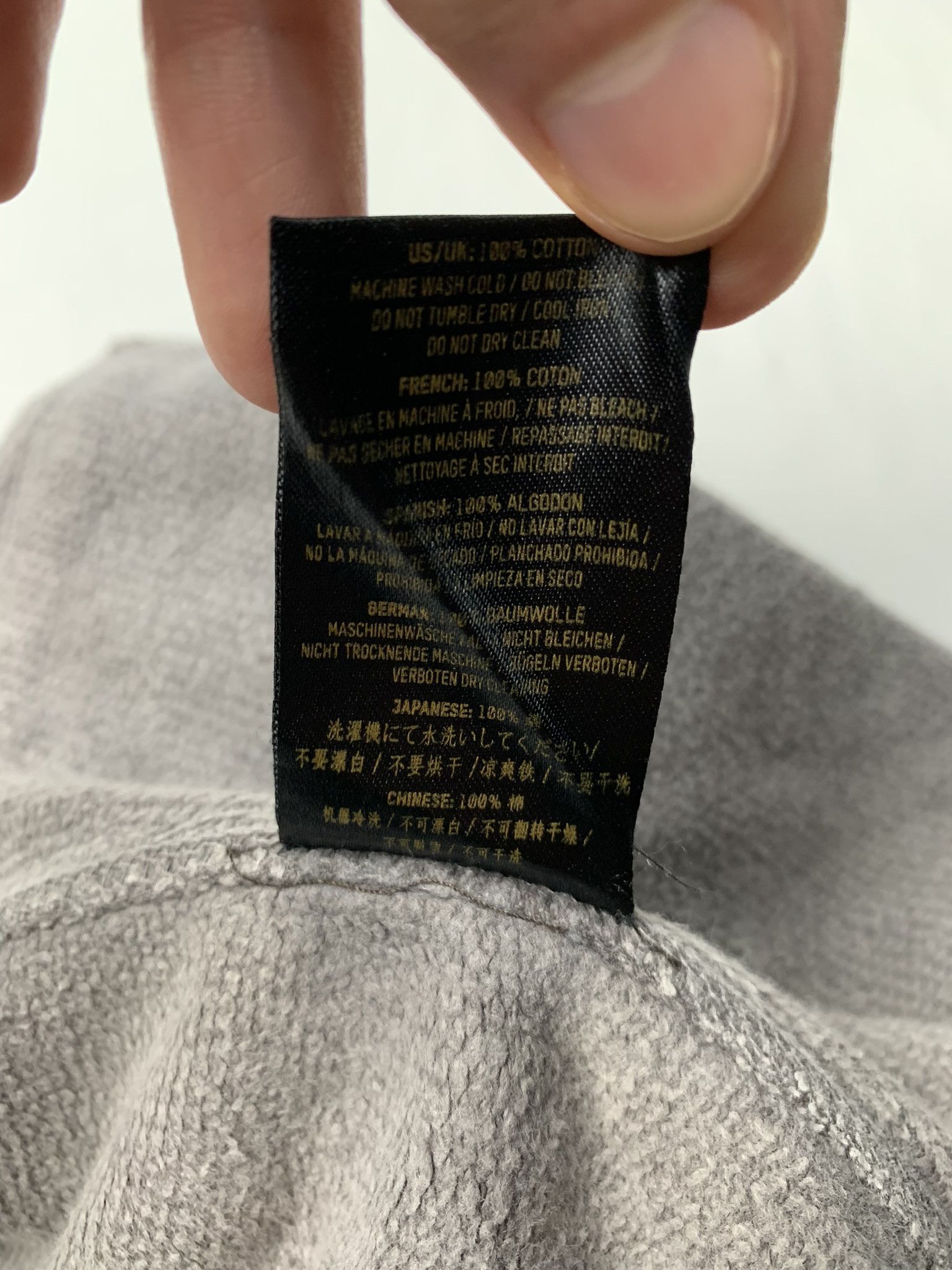 Yeezy Yeezy Season 3 beat up sweatpants Size US 30 / EU 46 - 9 Thumbnail