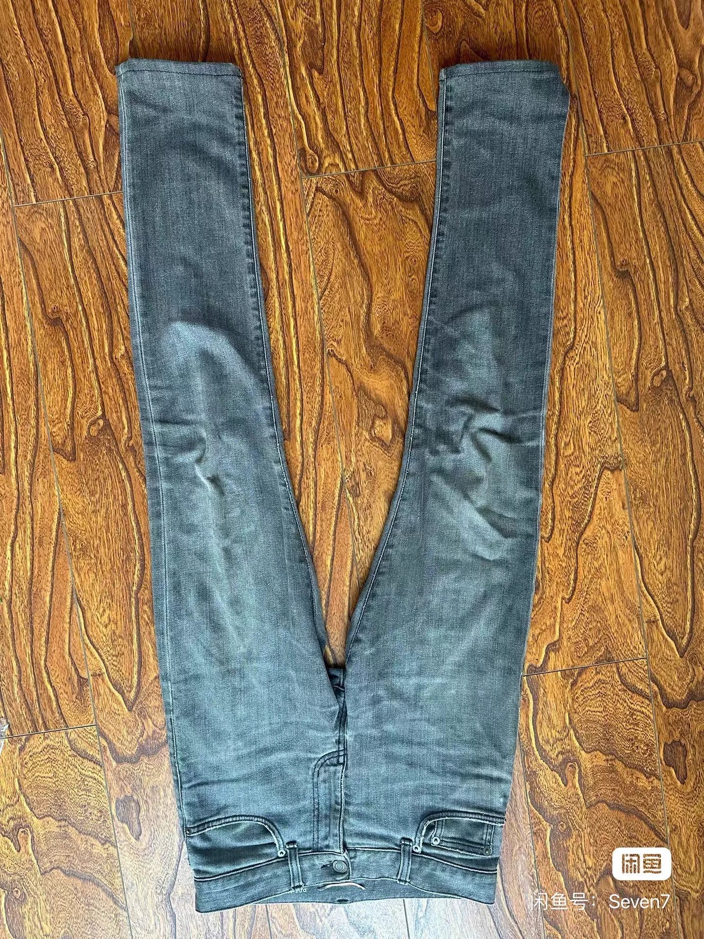 Yves Saint Laurent YSL 13AW Washed Basic Jeans 27 Size 27" / US 4 / IT 40 - 1 Thumbnail