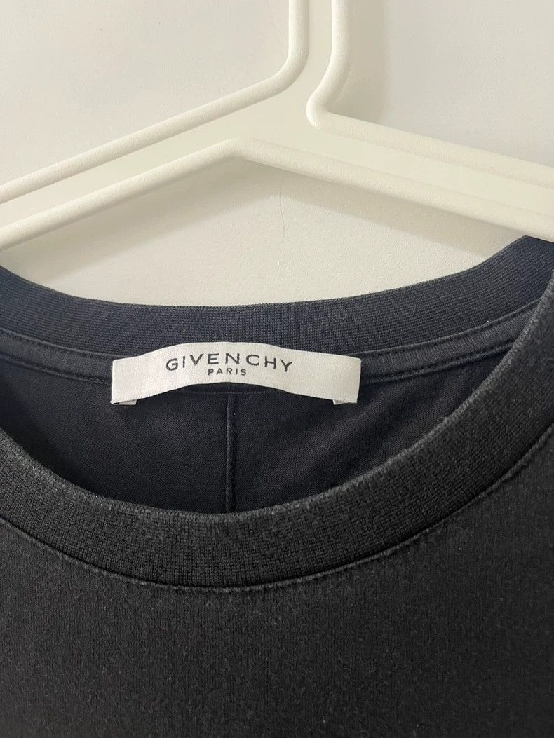Givenchy Givenchy X Short Sleeve T-Shirt 2506-Nextarrow Size US M / EU 48-50 / 2 - 3 Thumbnail
