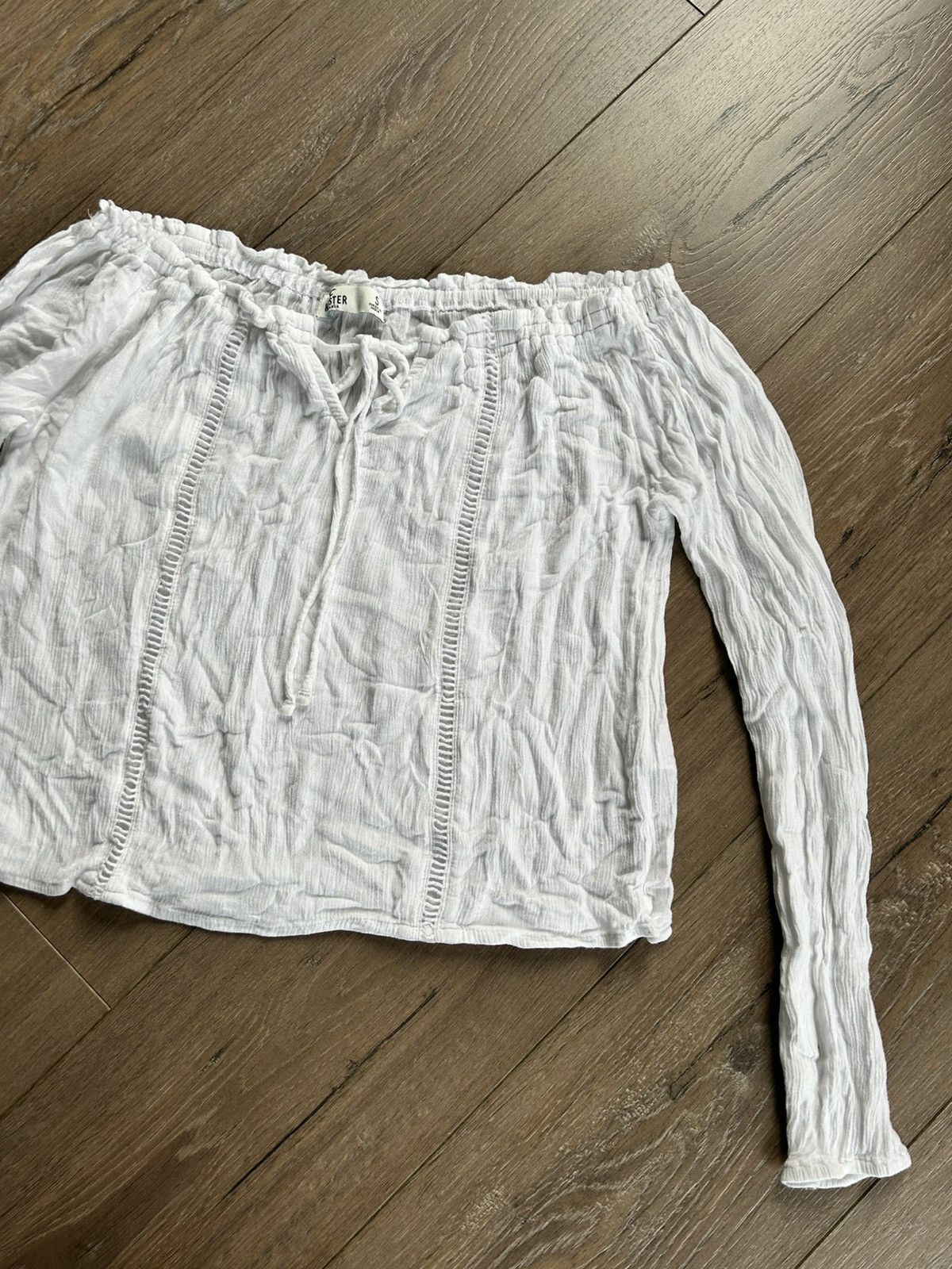 Hollister Hollister white boho top S Size S / US 4 / IT 40 - 2 Thumbnail