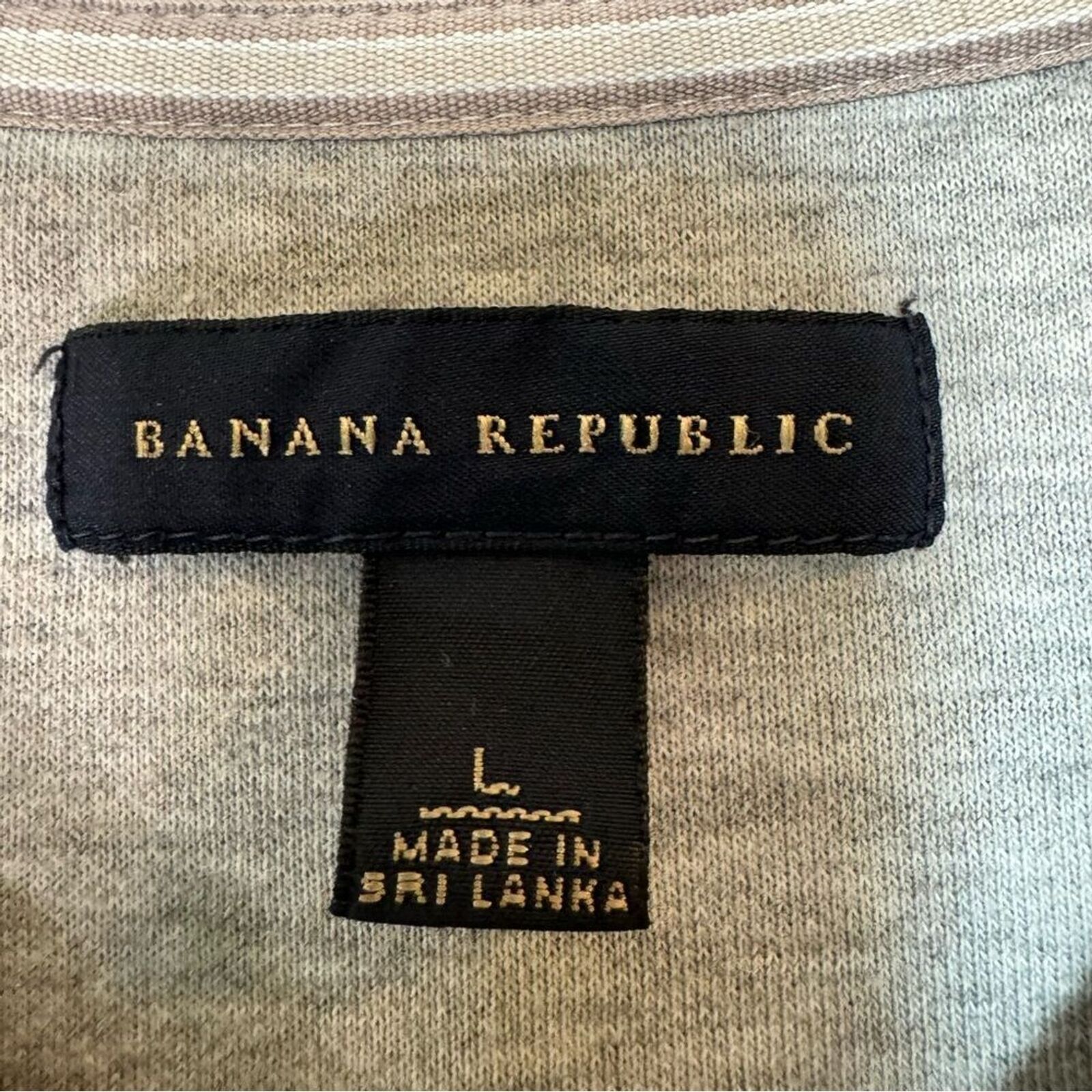 Banana Republic Banana Republic V-Neck Men’s Activewear Shirt Size Large Size US L / EU 52-54 / 3 - 3 Thumbnail