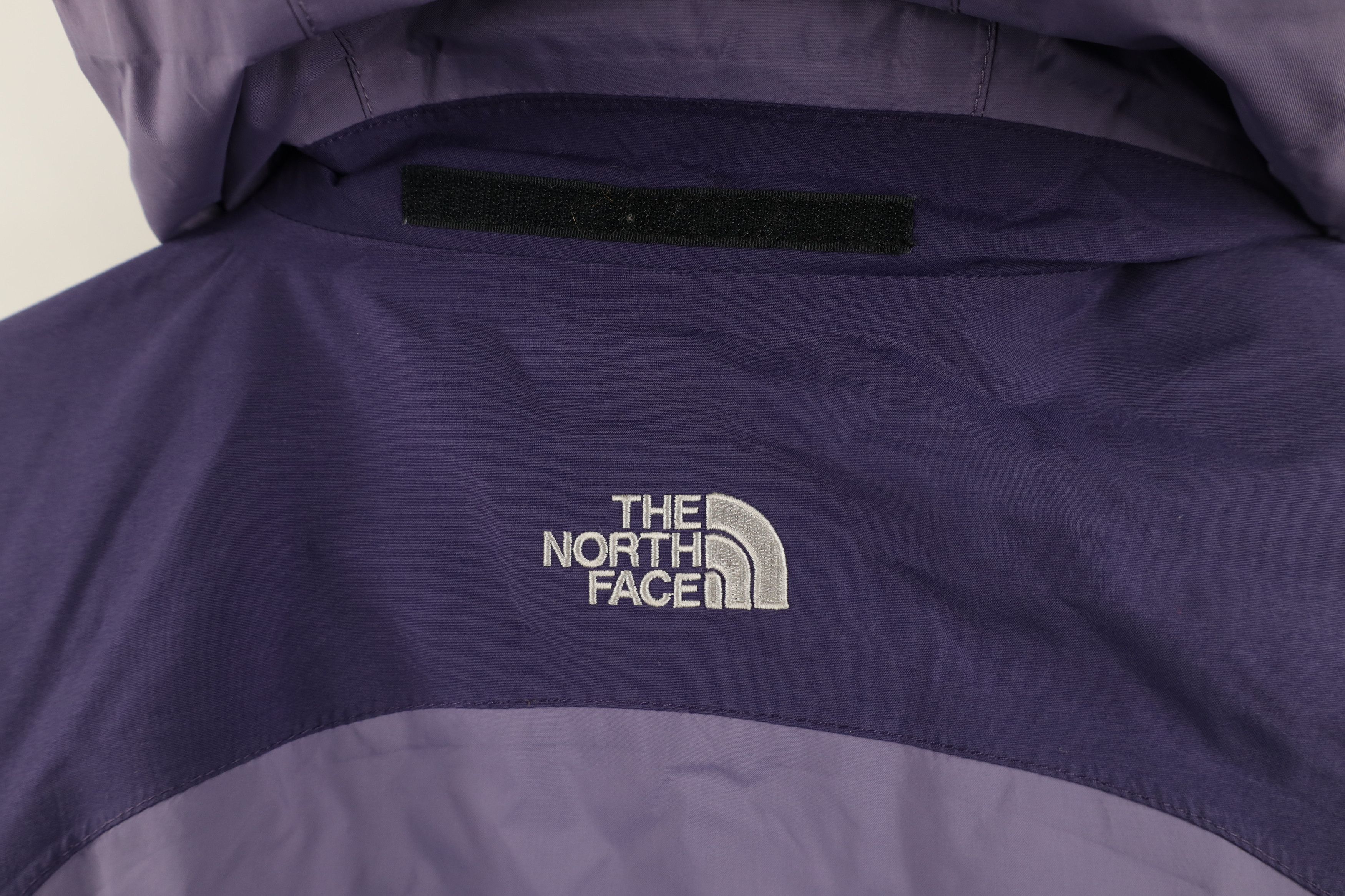 The North Face × Vintage Vintage 90s The North Face Goretex Hooded Jacket Purple Size S / US 4 / IT 40 - 14 Thumbnail