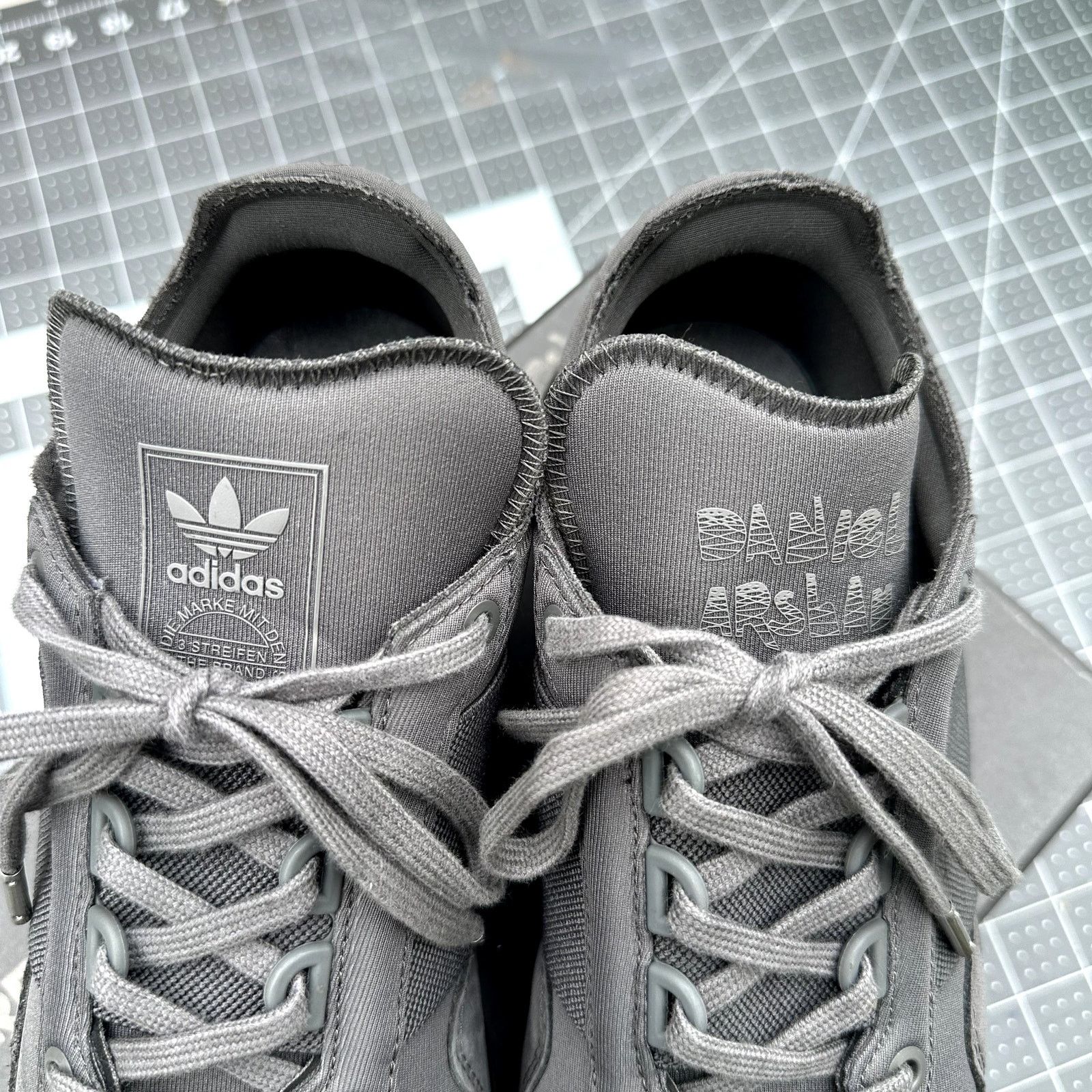 Daniel Arsham Daniel Arsham x Adidas NYC 'Present' Size US 8 / EU 41 - 3 Thumbnail