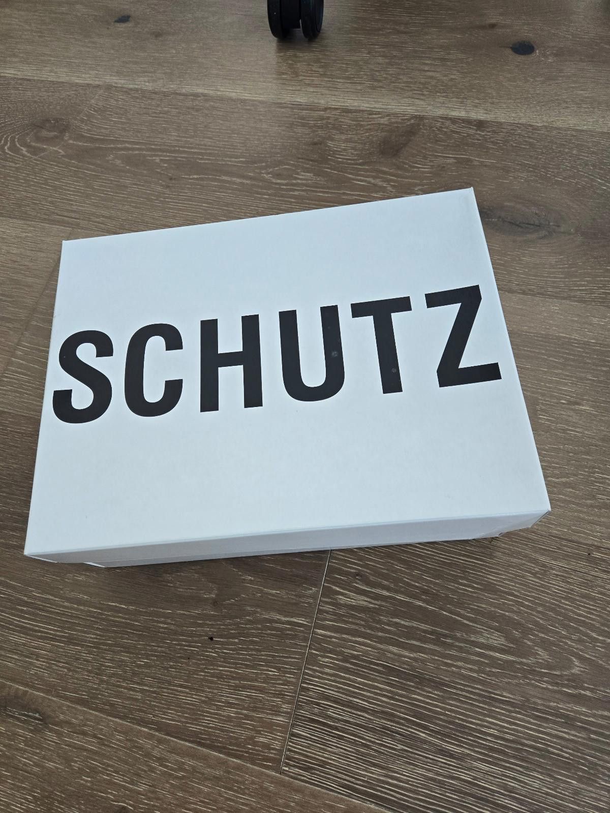 Other Schutz Victorie Vinyl & Leather Sandal Size US 8.5 / IT 38.5 - 8 Thumbnail