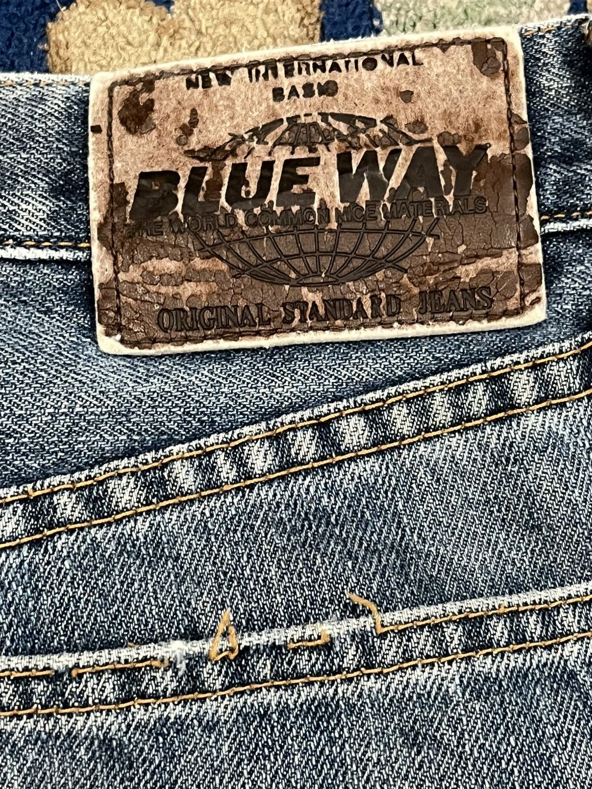 Blue Blue Japan × Vintage × Yasuyuki Ishii Vintage Blue Way Faded Distressed Denim Size US 29 - 11 Thumbnail