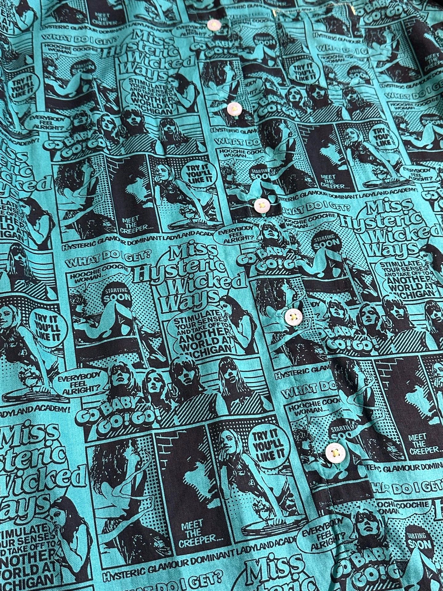 Hysteric Glamour HYSTERIC GLAMOUR F Comic Print Portrait Shirt JPN Size ONE SIZE - 4 Thumbnail
