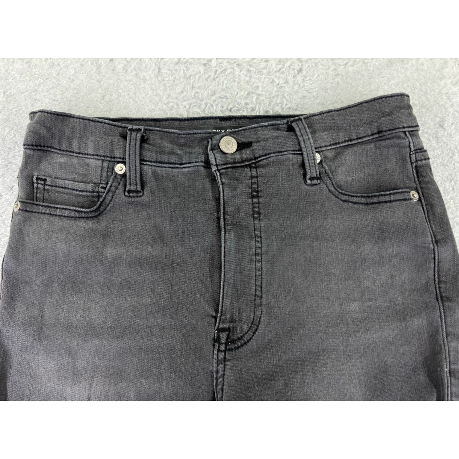 Lucky Brand Lucky Brand Jeans Womens Black Denim Skinny 3 26x25 Regular Inseam 25in 5-Pocket Stretch Comfort Mid Rise Tapered Ankle Uni-Fit Molel: Lucky Brand Size 26" / US 2 / IT 38 - 4 Thumbnail