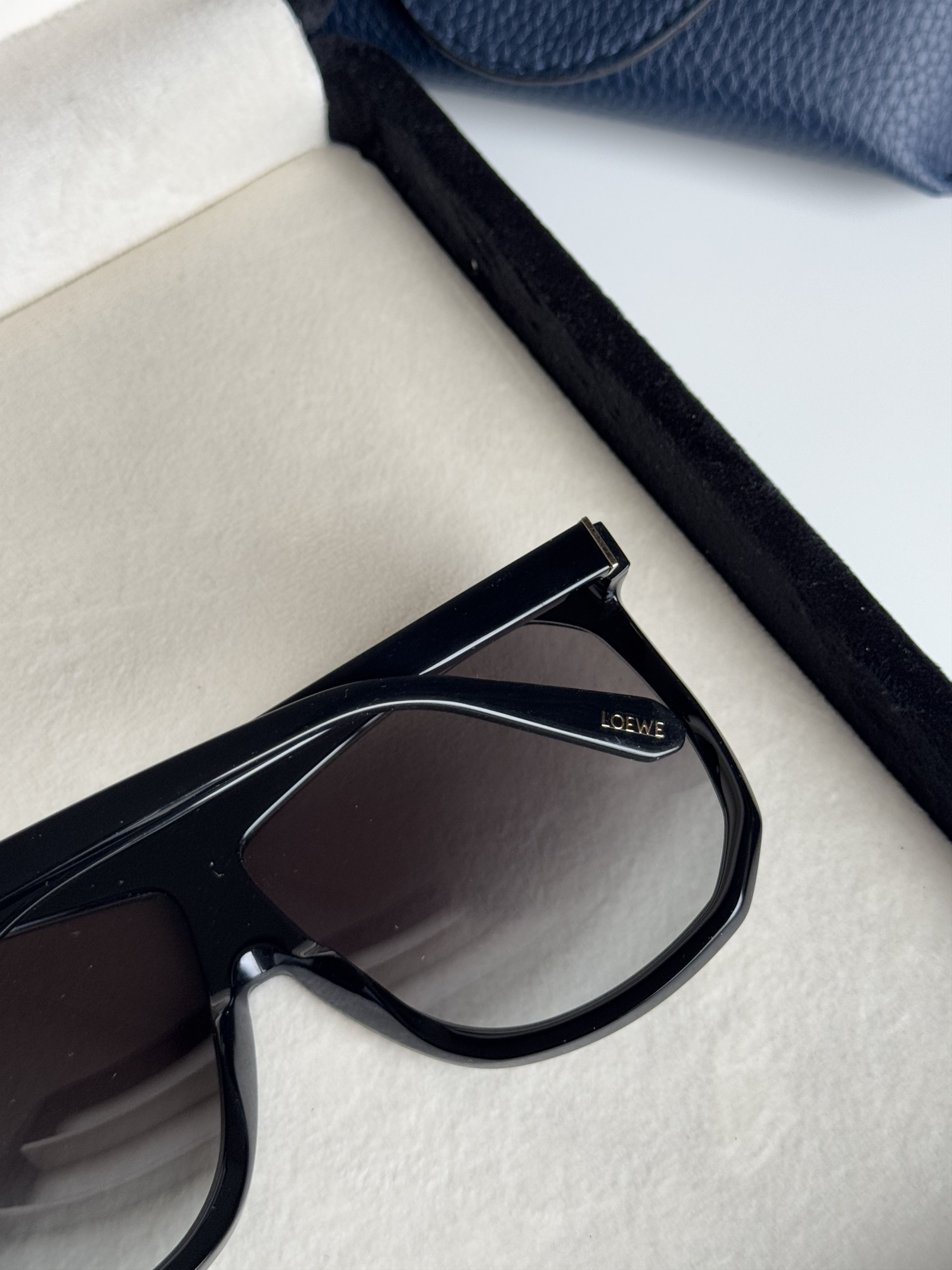 Loewe Loewe Sunglasses Size ONE SIZE - 4 Thumbnail
