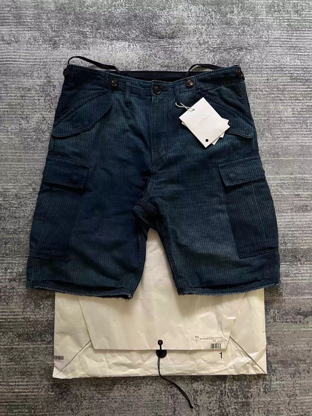 visvim JUMBO EIGER SANCTION SHORTS - パンツ