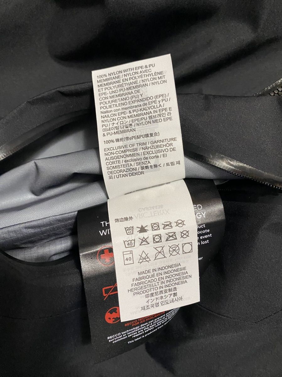 Arc'teryx Arc'teryx Beta Jacket Size US XL / EU 56 / 4 - 11 Thumbnail