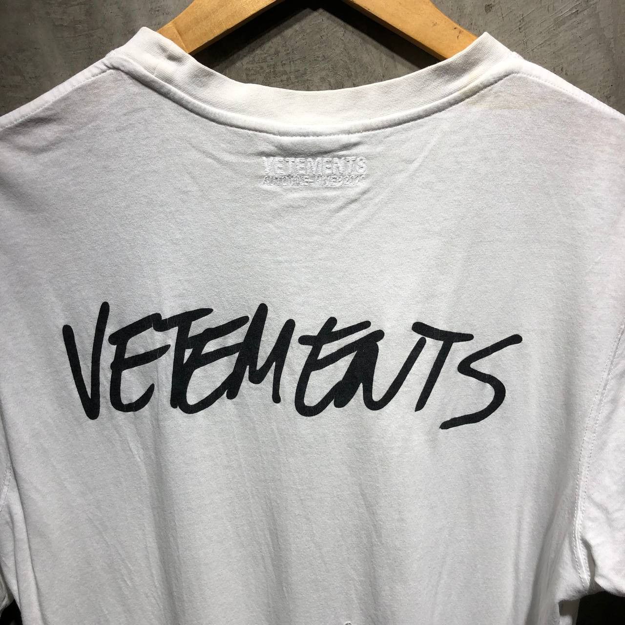 Vetements Vetements Written Logo tee Size US S / EU 44-46 / 1 - 3 Thumbnail