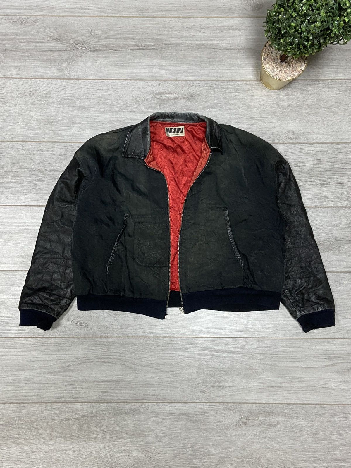Michiko Koshino Michiko Koshino London leather bomber jacket spell out Size US L / EU 52-54 / 3 - 2 Thumbnail