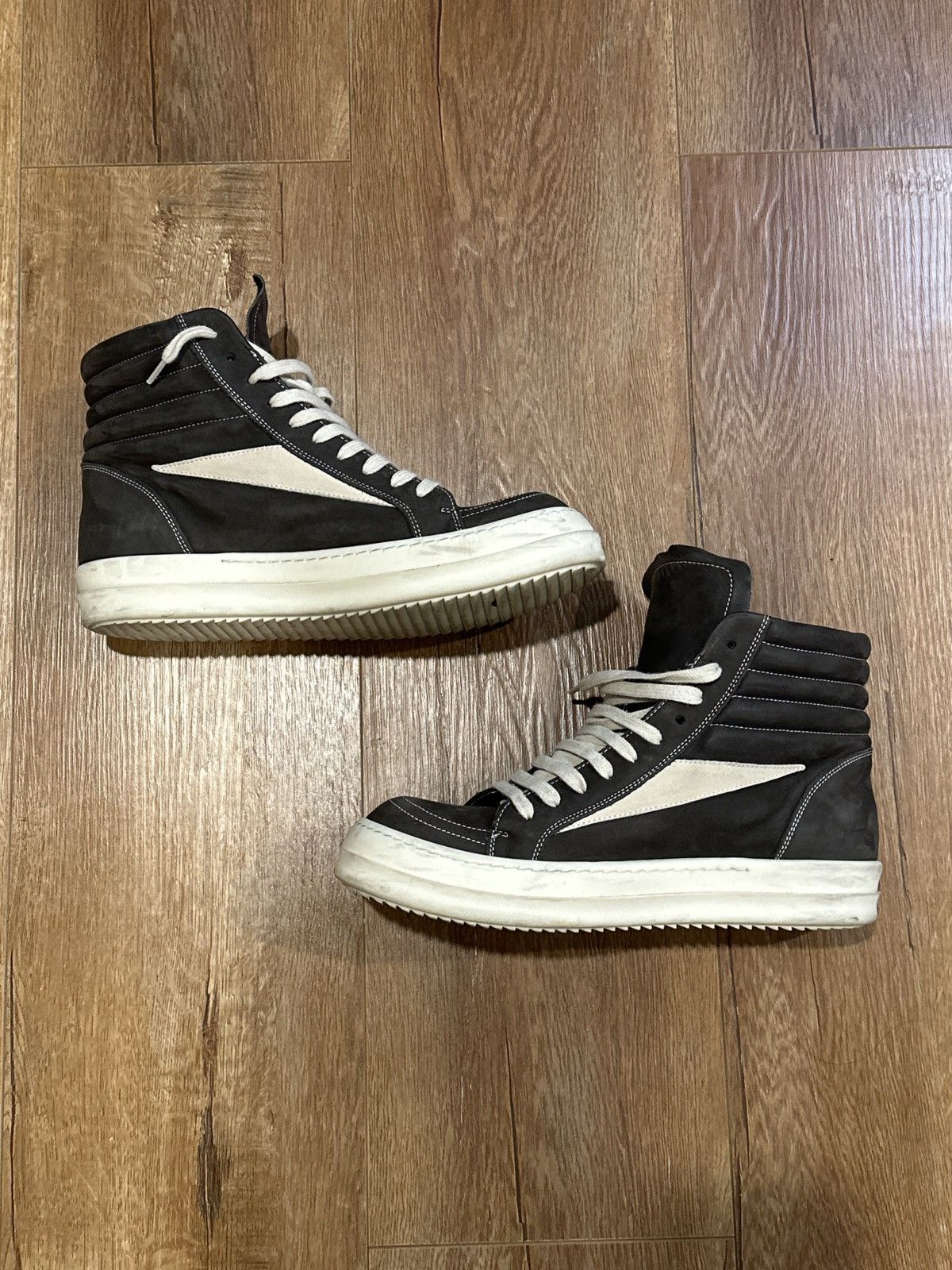 Rick Owens Drkshdw Rick Owen's DRKSHDW Black Vintage High Top Sneakers Men's Size US 8 / EU 41 - 1 Thumbnail