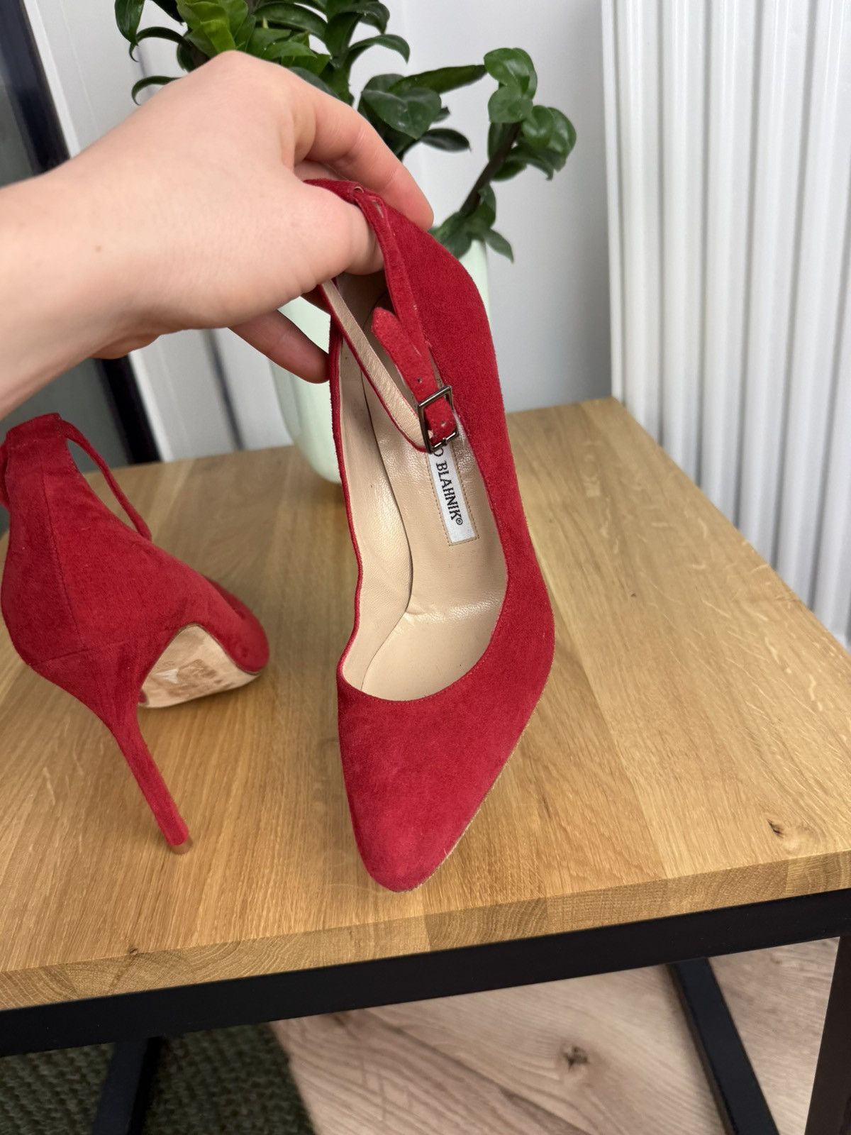 Manolo Blahnik Manolo Blahnik BB Pumps Heels Red Suede 36.5 Size US 6.5 / IT 36.5 - 11 Thumbnail