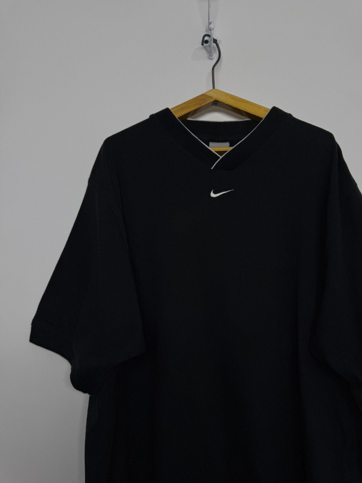 Nike Vintage Nike Center Swoosh Tee Y2K 90’s Streetwear rare Size US XL / EU 56 / 4 - 6 Thumbnail