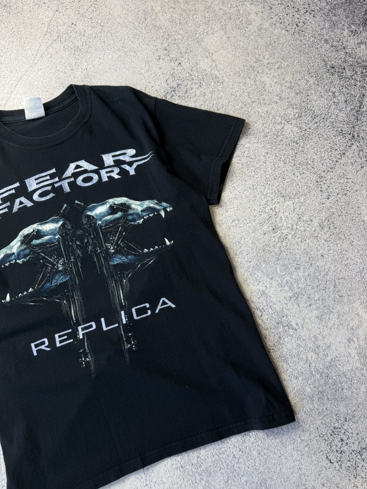 Band Tees Vintage Fear Factory Replica Rock T Shirt Y2K Size US S / EU 44-46 / 1 - 7 Thumbnail