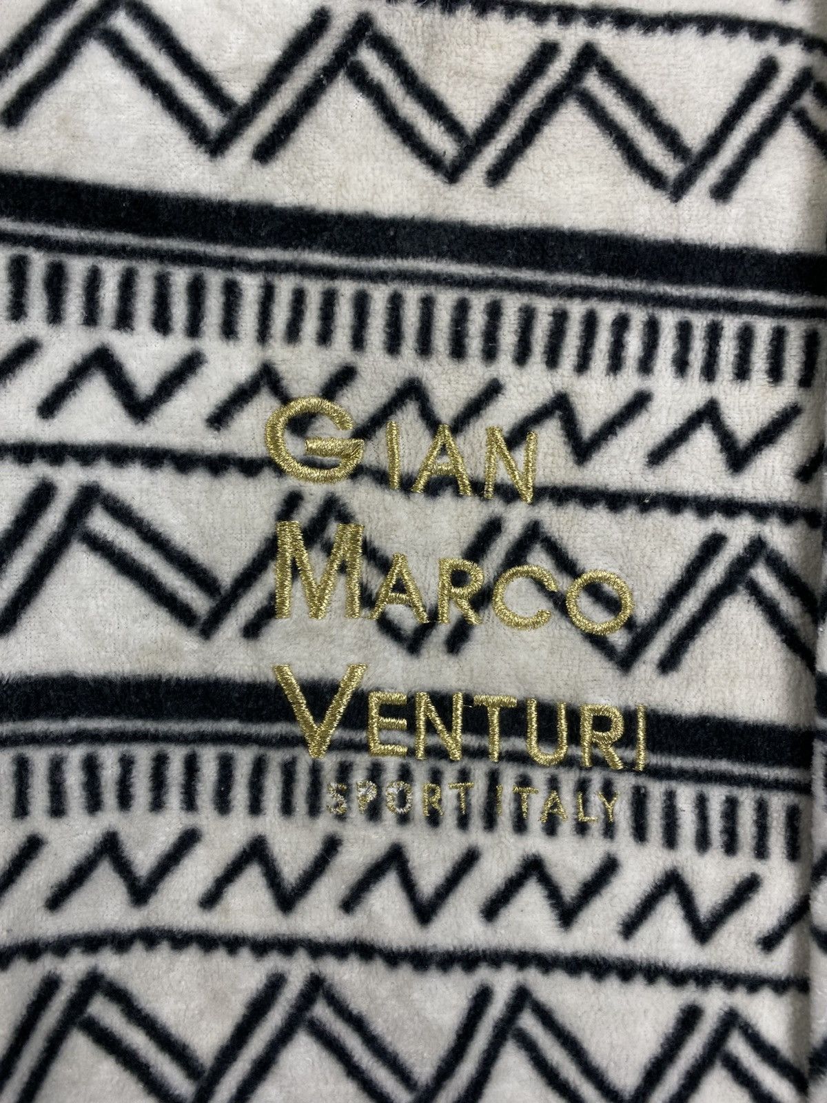 GianMarco Venturi × Japanese Brand × Vintage Vintage 90s Gian Marco Venturi Aztec Fleece Zip-Up Jacket Size US M / EU 48-50 / 2 - 7 Thumbnail