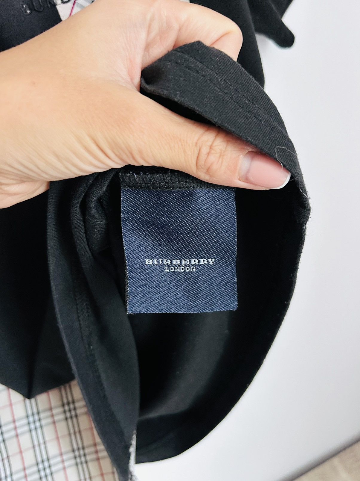 Burberry Burberry T-shirt (vintage) Size M / US 6-8 / IT 42-44 - 8 Thumbnail