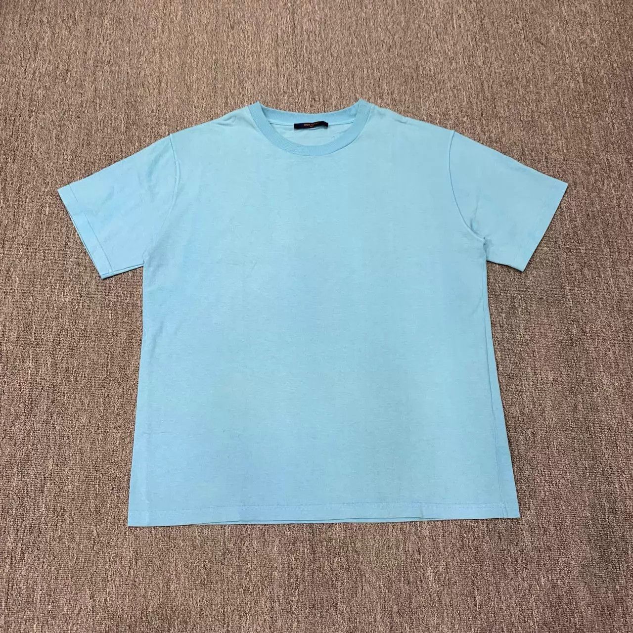Louis Vuitton Lv Blue Simple Reverse Logo Short Sleeve XL 95 New Size US XL / EU 56 / 4 - 1 Thumbnail