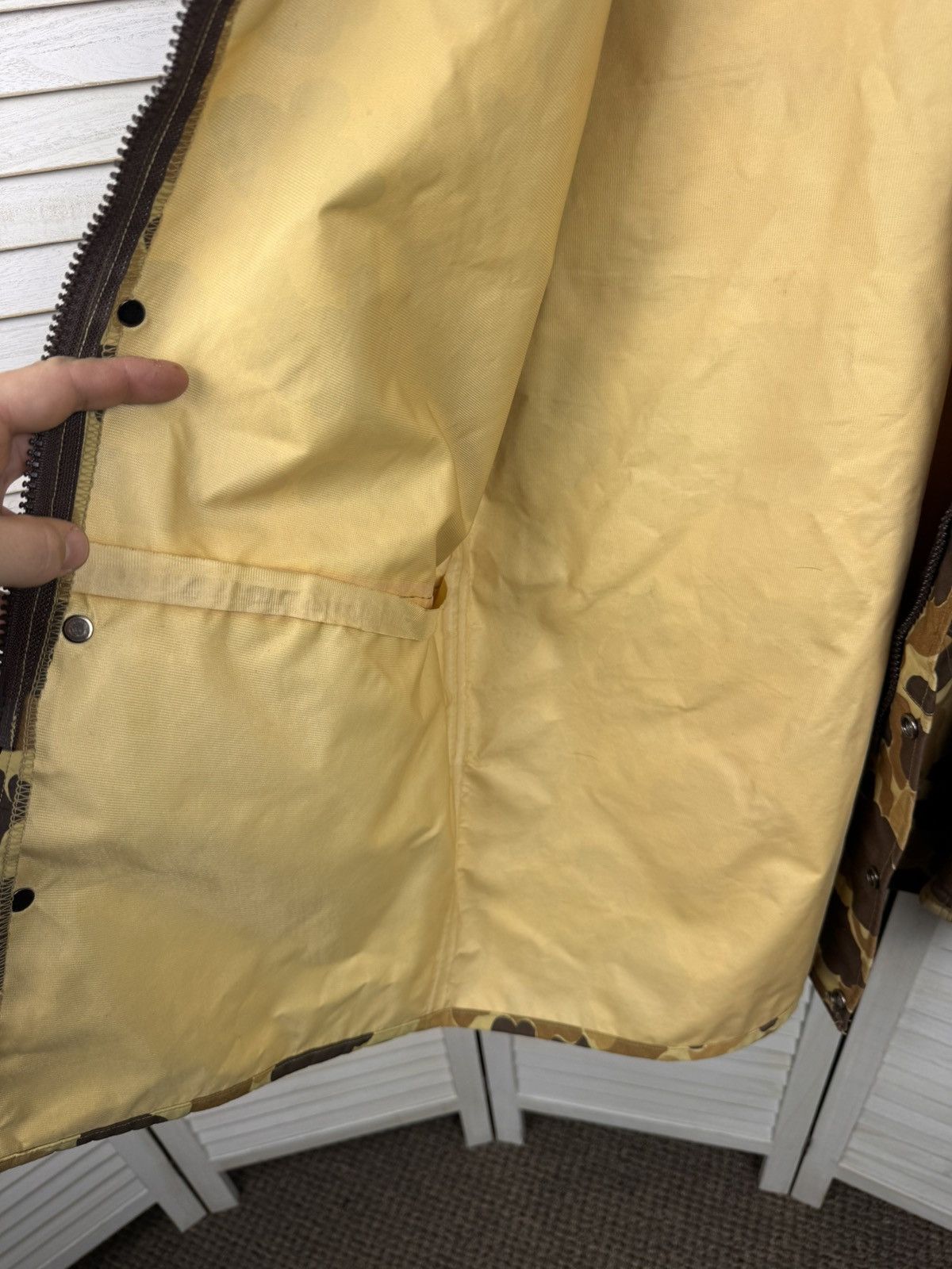 Vintage Vintage GORE-TEX Waterproof Camouflage Jacket Brown Beige Size US L / EU 52-54 / 3 - 14 Thumbnail