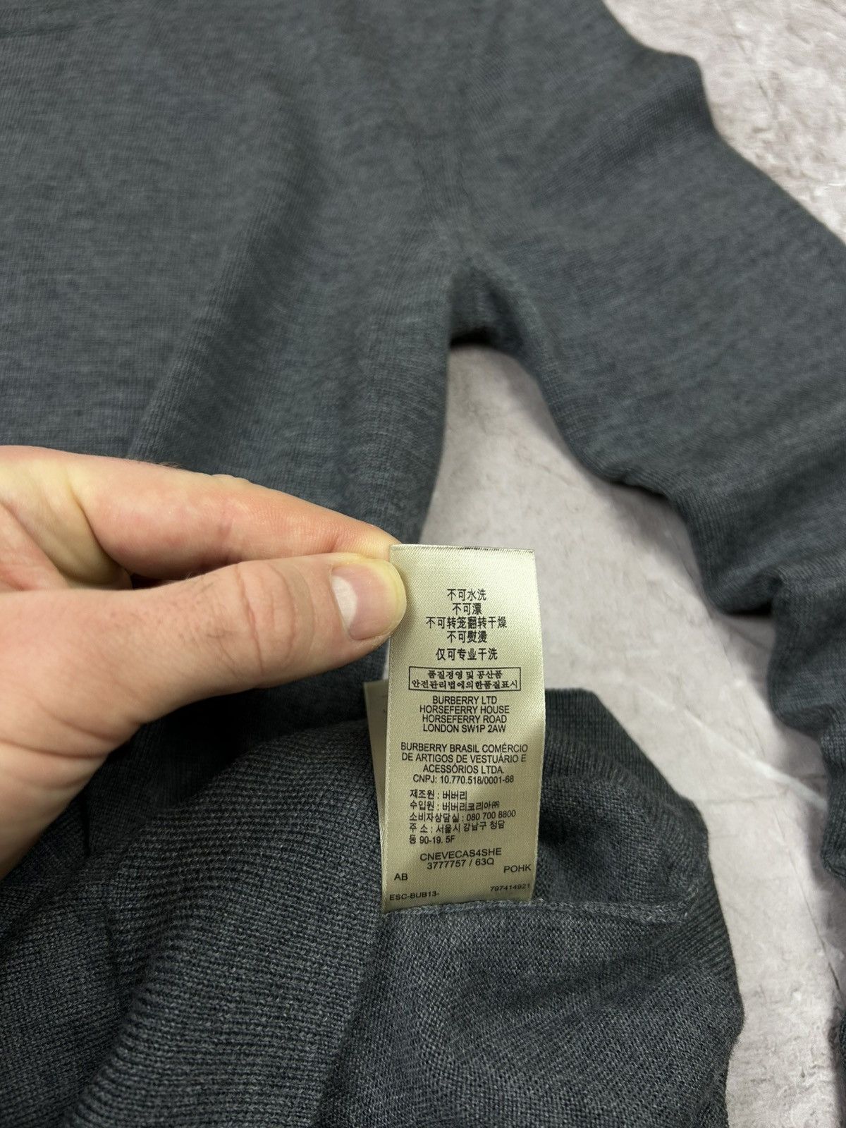 Burberry Burberry Brit Mens Sweater Size US S / EU 44-46 / 1 - 7 Thumbnail