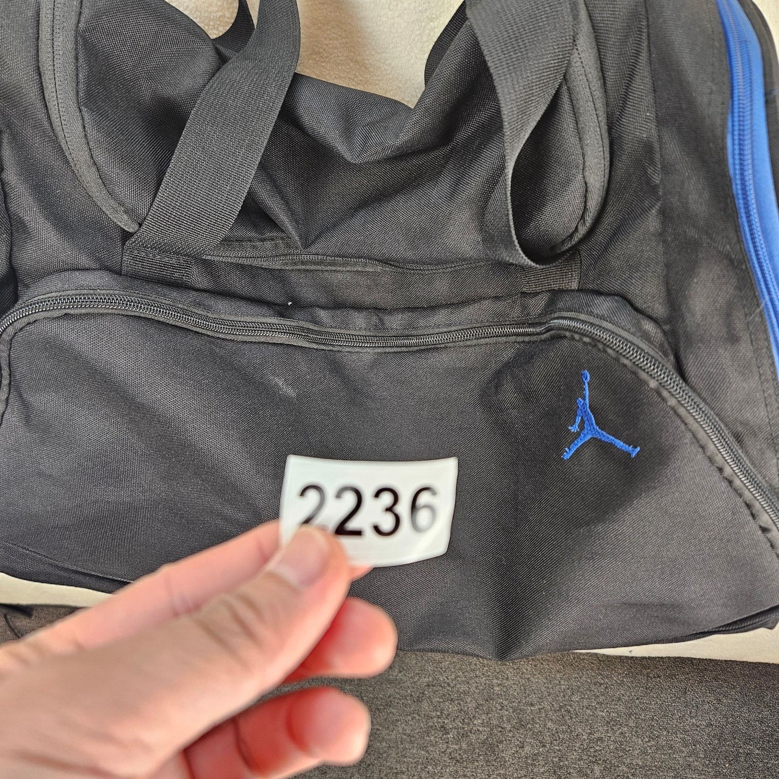 Jordan Brand JORDAN BLACK GYM DUFFLE BAG SHOULD STRAP HANDHELD BLUE LOGO Size ONE SIZE - 3 Thumbnail