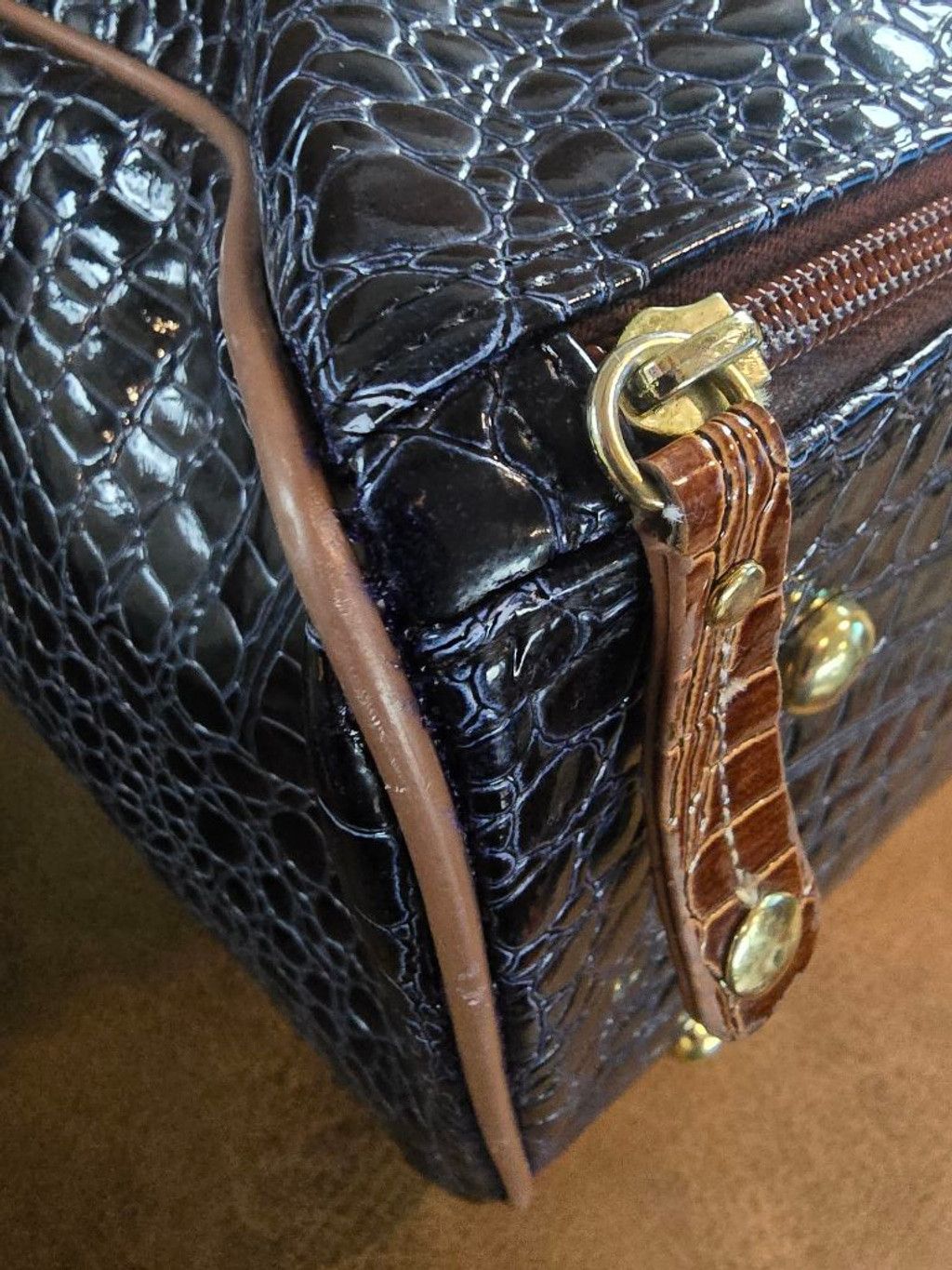 Other Samantha Brown Navy& Brown Croc-Embossed Dowel Bag Size ONE SIZE - 7 Thumbnail