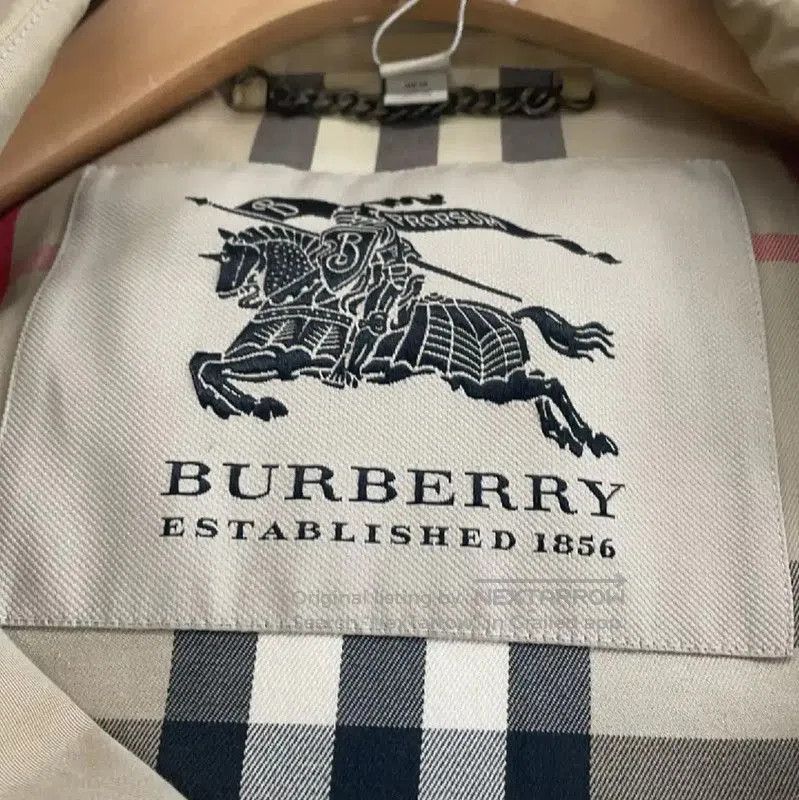 Burberry Burberry Women's Khaki Cotton Trench Coat. Size L / US 10 / IT 46 - 3 Thumbnail