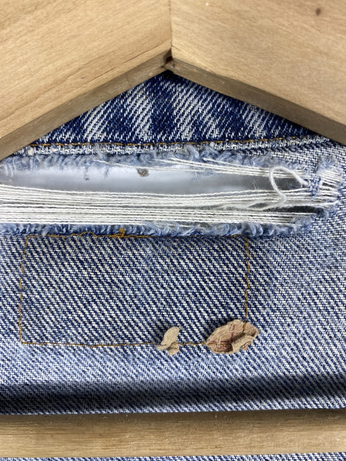 Levi's Vintage Clothing Vintage Levis Distressed Denim Button Jacket Size US M / EU 48-50 / 2 - 15 Thumbnail
