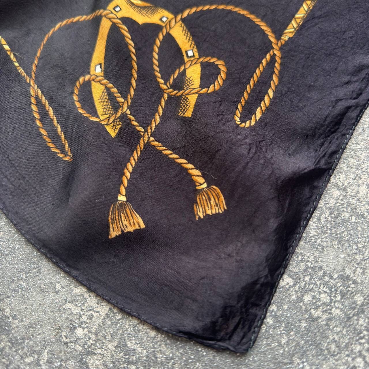 Vintage Italian Vintage Horse Head Luxury Silk Scarf (Hemes Style) Size ONE SIZE - 11 Thumbnail
