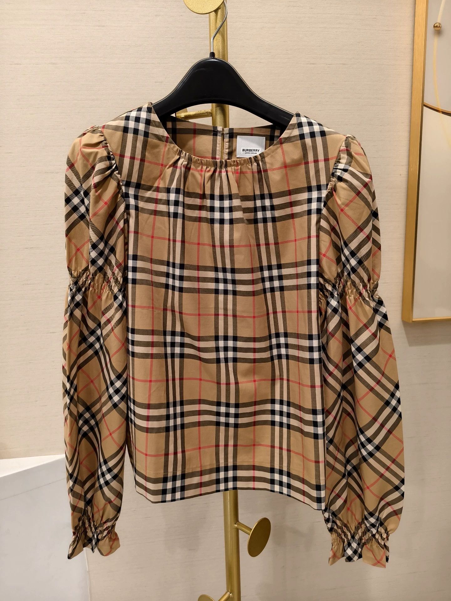 Burberry Burberry Longsleeve Shirt 14Y (110lbs) Authentic New Size XS / US 0-2 / IT 36-38 - 1 Thumbnail