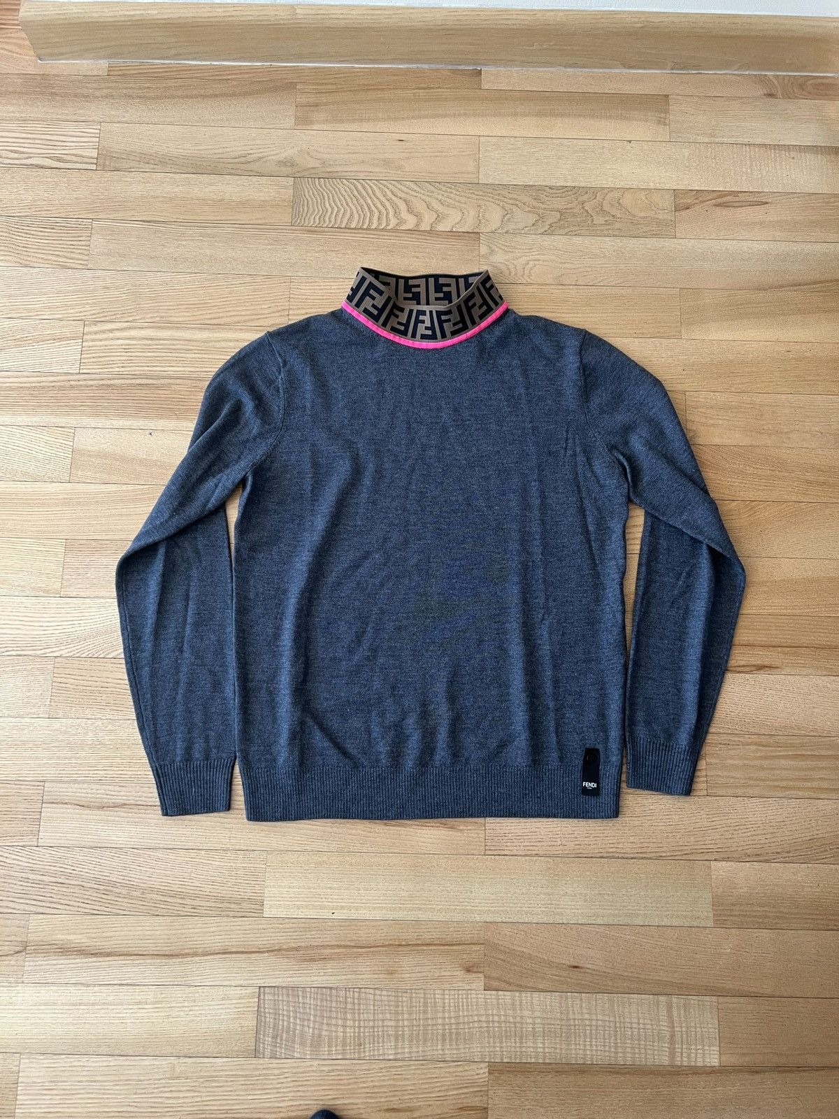 Fendi Fendi longlseeve Size US S / EU 44-46 / 1 - 1 Thumbnail