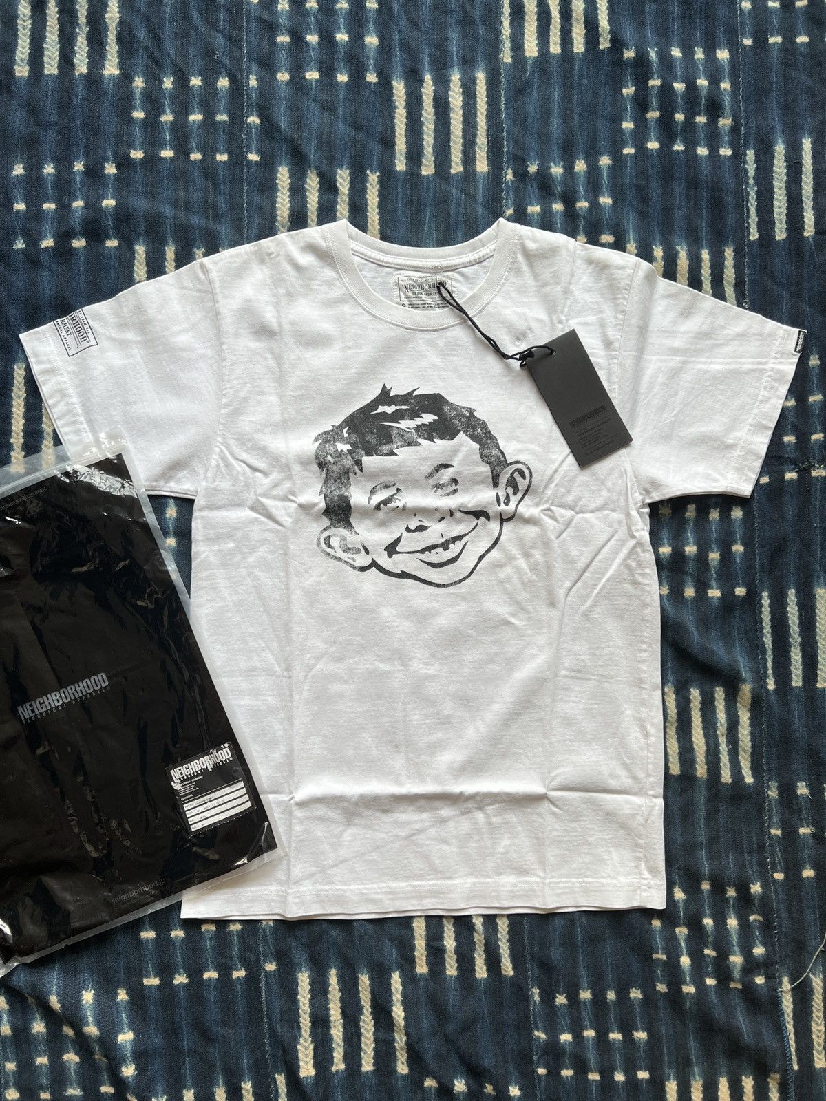 Neighborhood Magazie MAD X Neighborhood Archive SS12 Tee Size US S / EU 44-46 / 1 - 2 Thumbnail