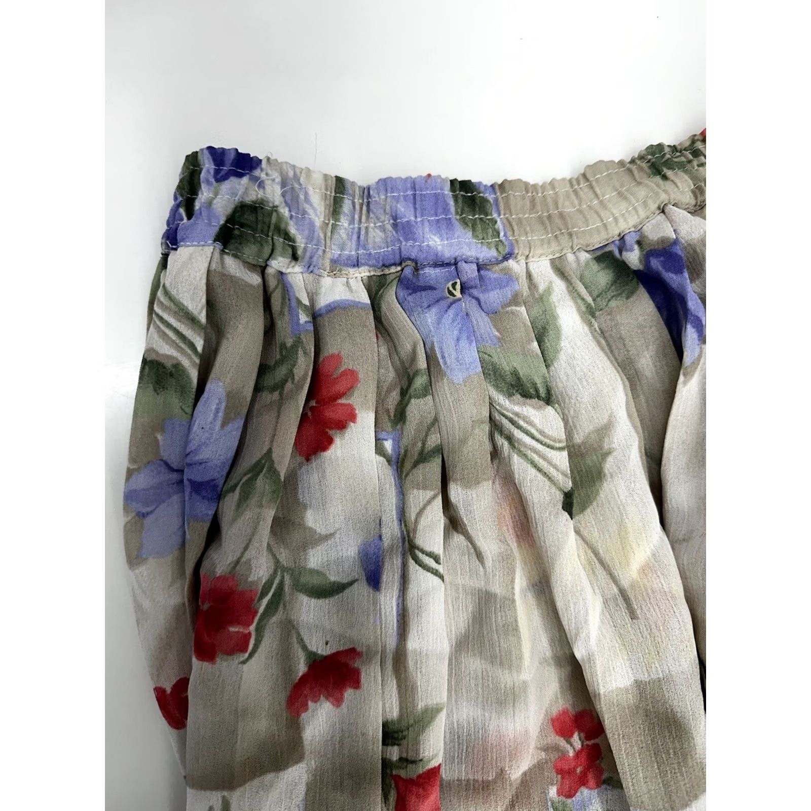 Vintage Alfred Dunner Skirt Womens 10P Petite Tan Floral Knee Length Elastic Waist Machine Washable Vintage? No Size 32" / US 10 / IT 46 - 2 Thumbnail