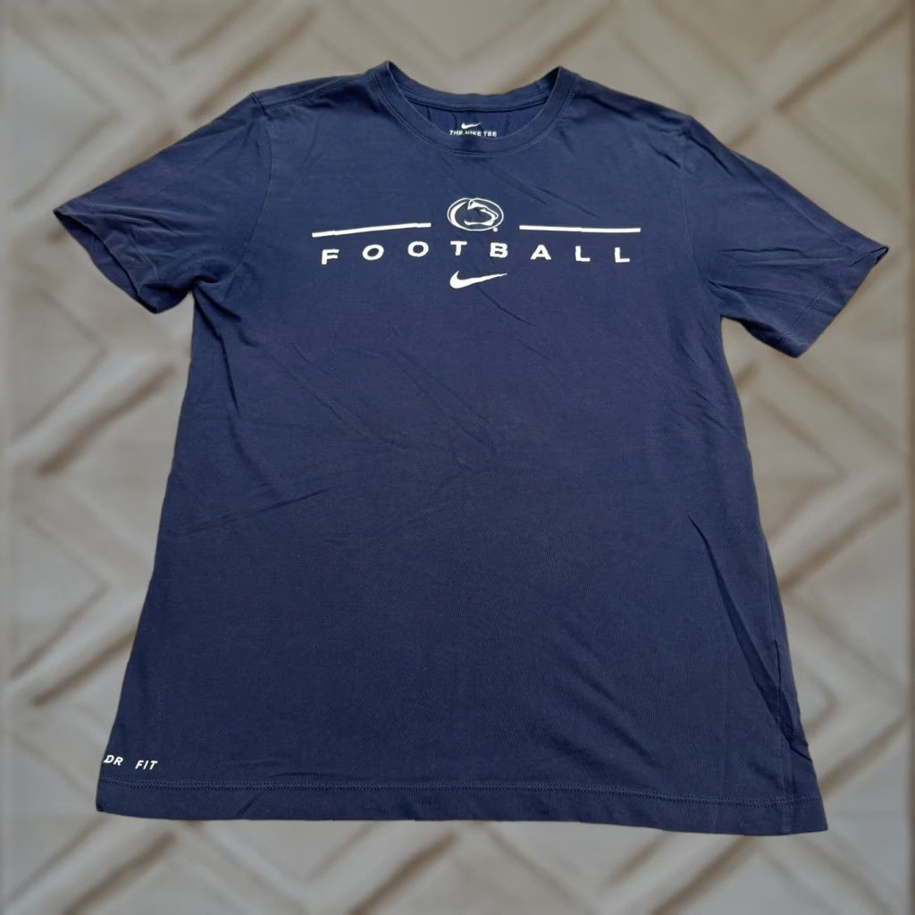 Nike Nike Dri-Fit T-Shirt Mens Medium Navy Blue Football - Nike Shirt Mens M Blue 90s? Size US M / EU 48-50 / 2 - 1 Thumbnail