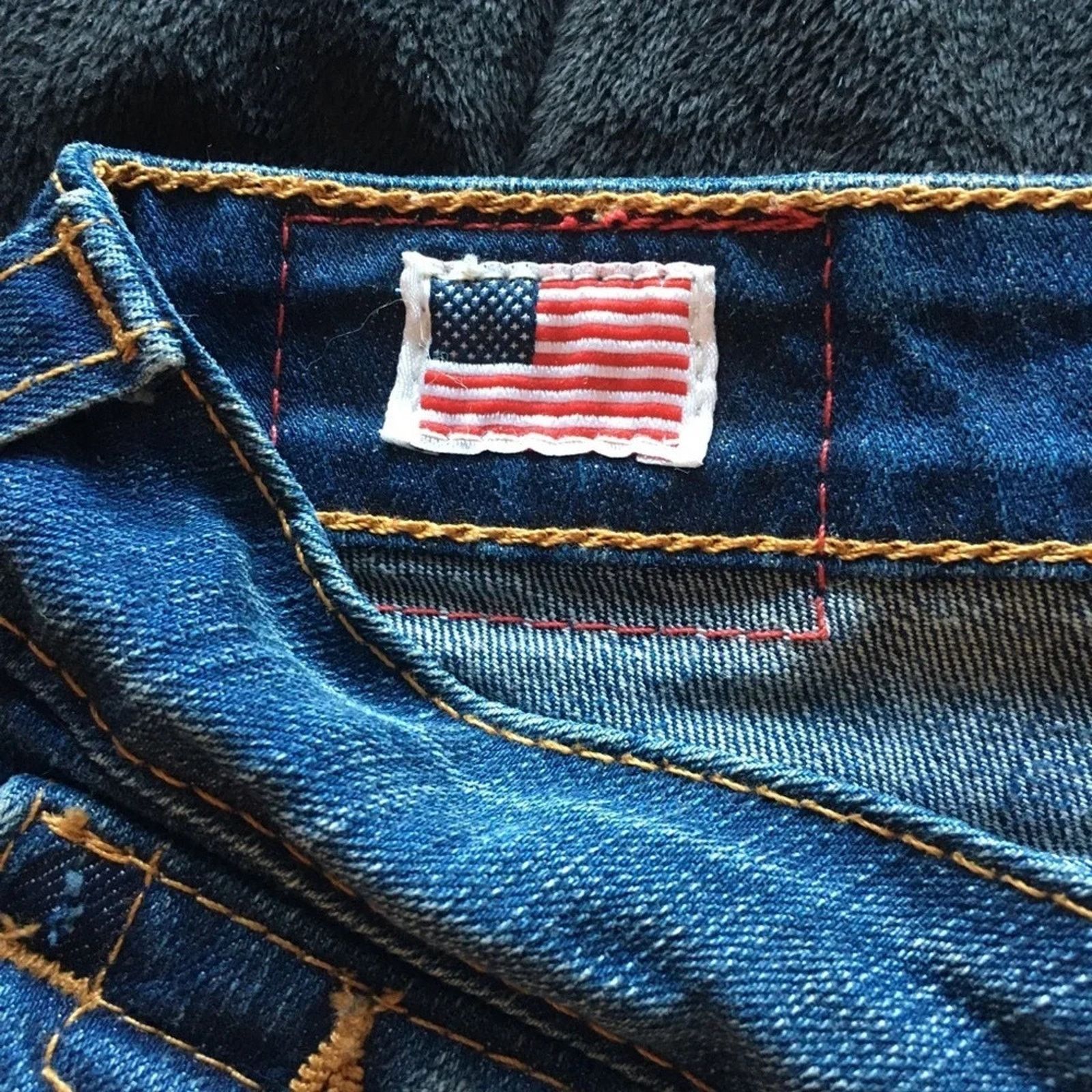 True Religion True Religion Y2K vintage Raegan flare leg jeans, size 28 Size 28" / US 6 / IT 42 - 12 Thumbnail
