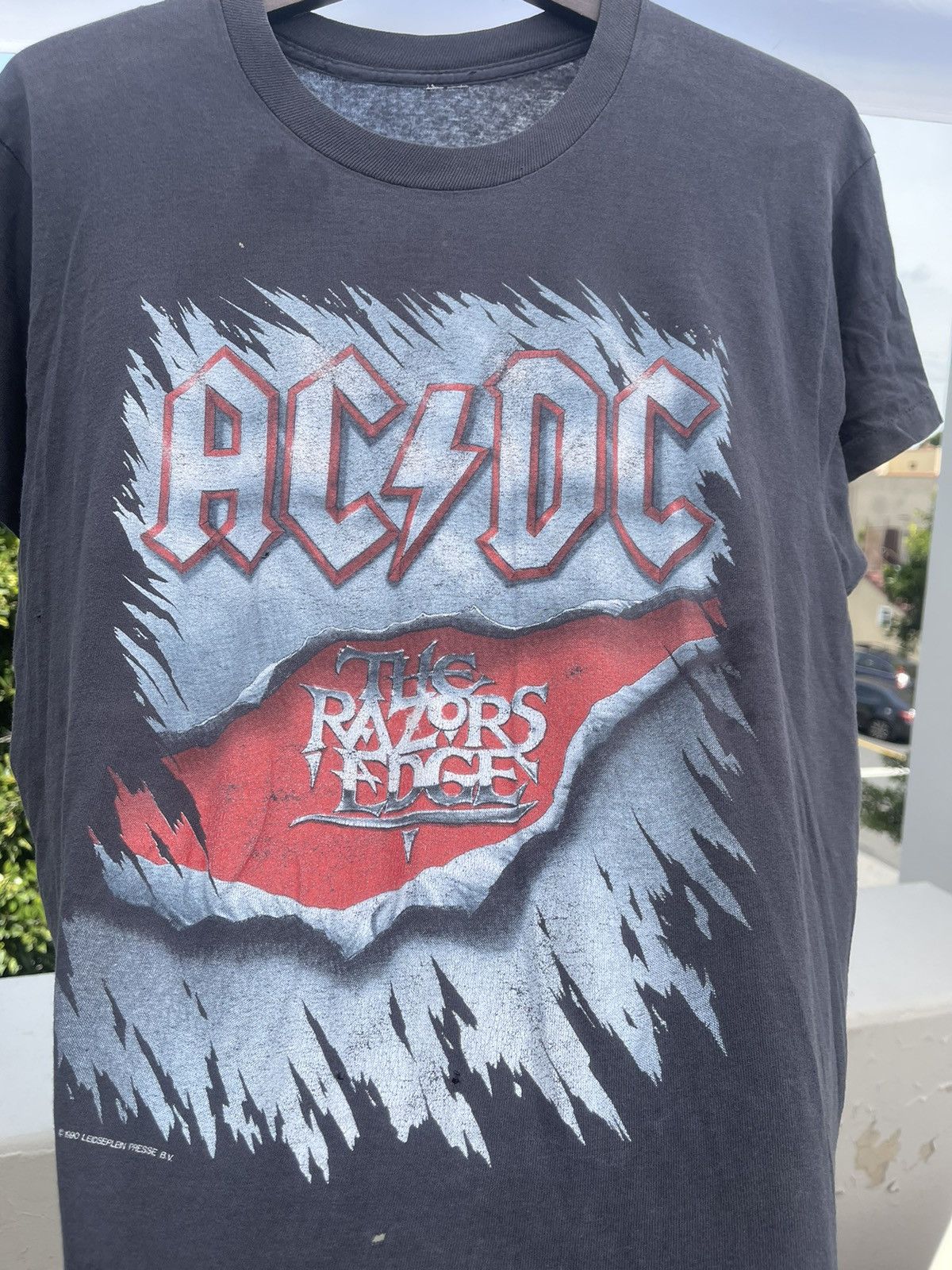 Band Tees Vintage 1990 Faded ACDC Band Tee Size US L / EU 52-54 / 3 - 3 Thumbnail