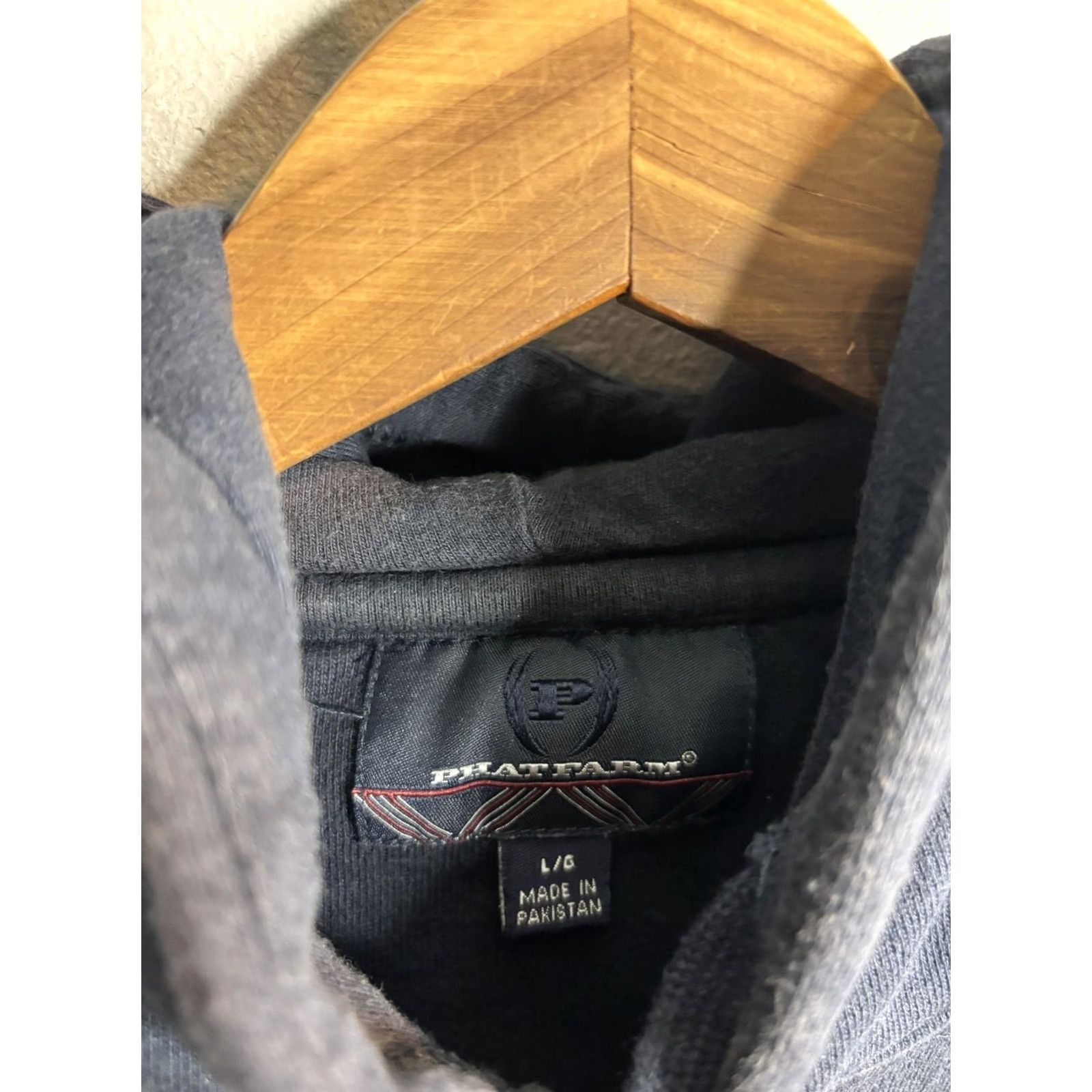 Phat Farm VINTAGE Phat Farm Hoodie Mens L Blue Pullover Hooded Pockets Graphic Print Streetwear Size US L / EU 52-54 / 3 - 3 Thumbnail
