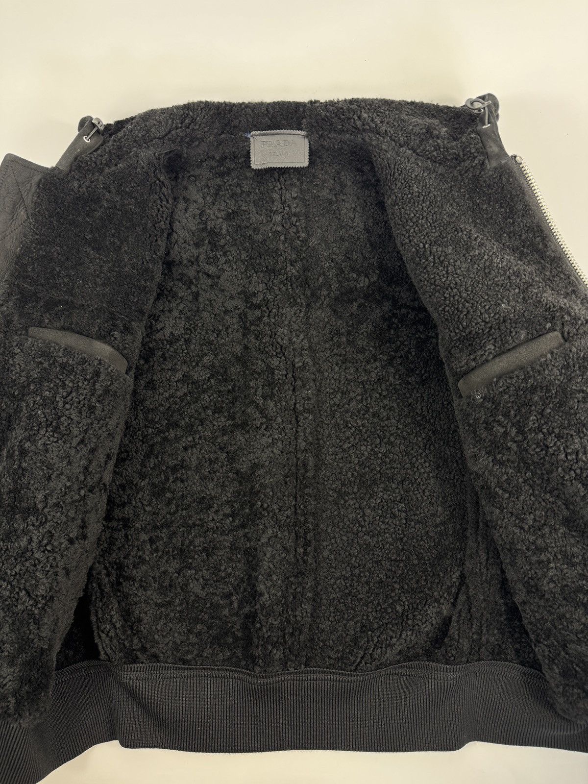 Prada SHERLING AND SUEDE 3D POCKET HOODED BOMBER JACKET Size US L / EU 52-54 / 3 - 3 Thumbnail