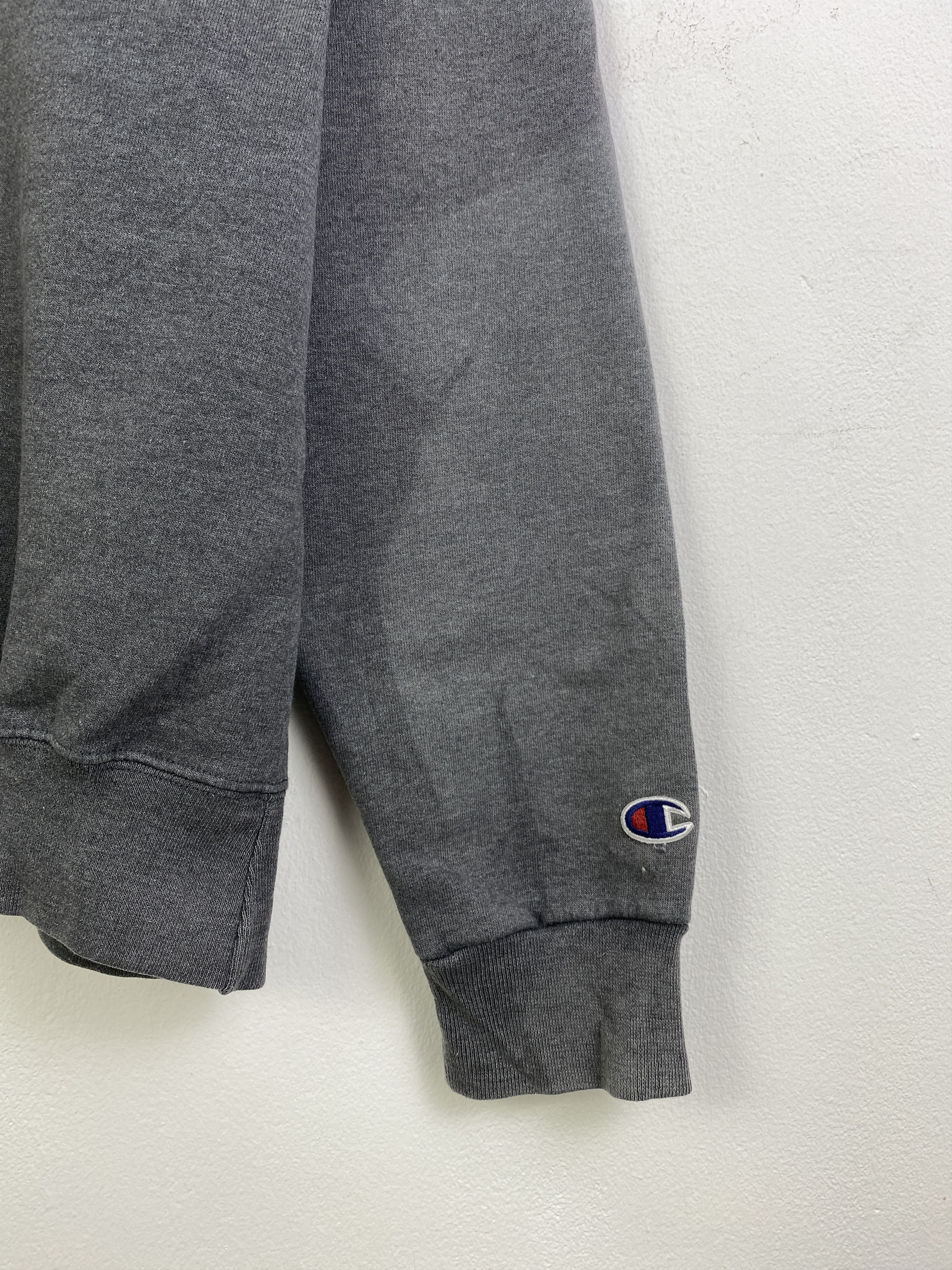 Champion Vintage Champion Faded Pullover Sweatshirt SH0284 Size US L / EU 52-54 / 3 - 6 Thumbnail