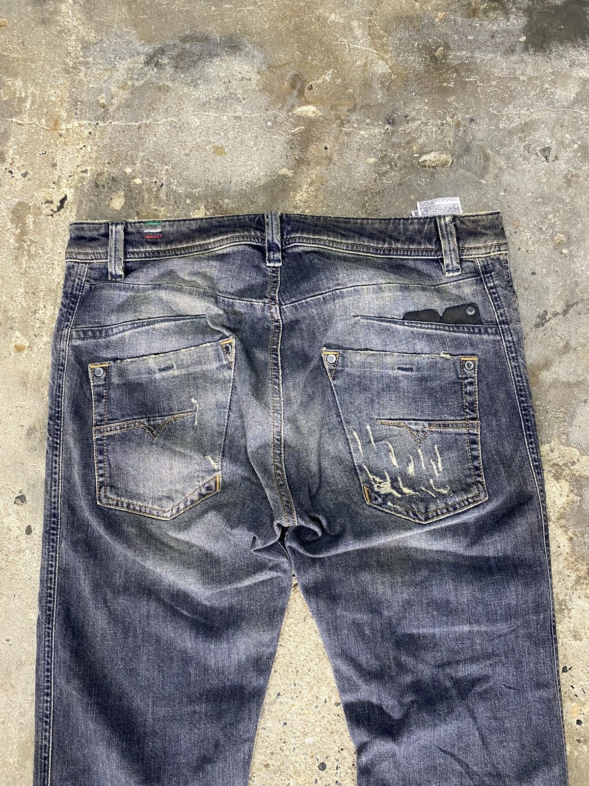 Diesel × Japanese Brand × Vintage Diesel industries blue jeans wash japanese brand Size US 30 / EU 46 - 15 Thumbnail
