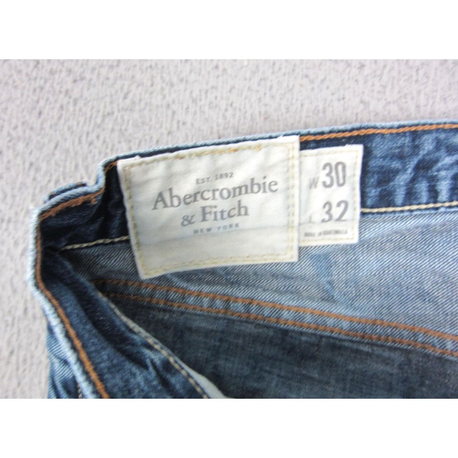 Abercrombie & Fitch Abercrombie Jeans Mens Slim Straight Blue Denim Button Fly 30x32 5-Pocket Distress Vintage No Size US 30 / EU 46 - 6 Thumbnail