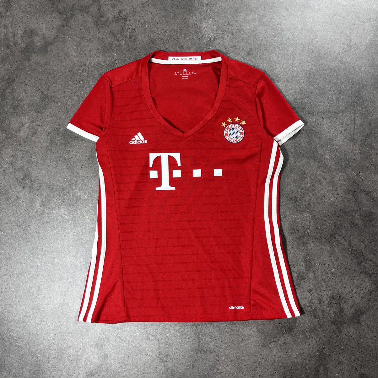 Adidas Womens Adidas Bayern Munchen #6 Thiago Jersey Tee Blokecore Size US S / EU 44-46 / 1 - 2 Thumbnail