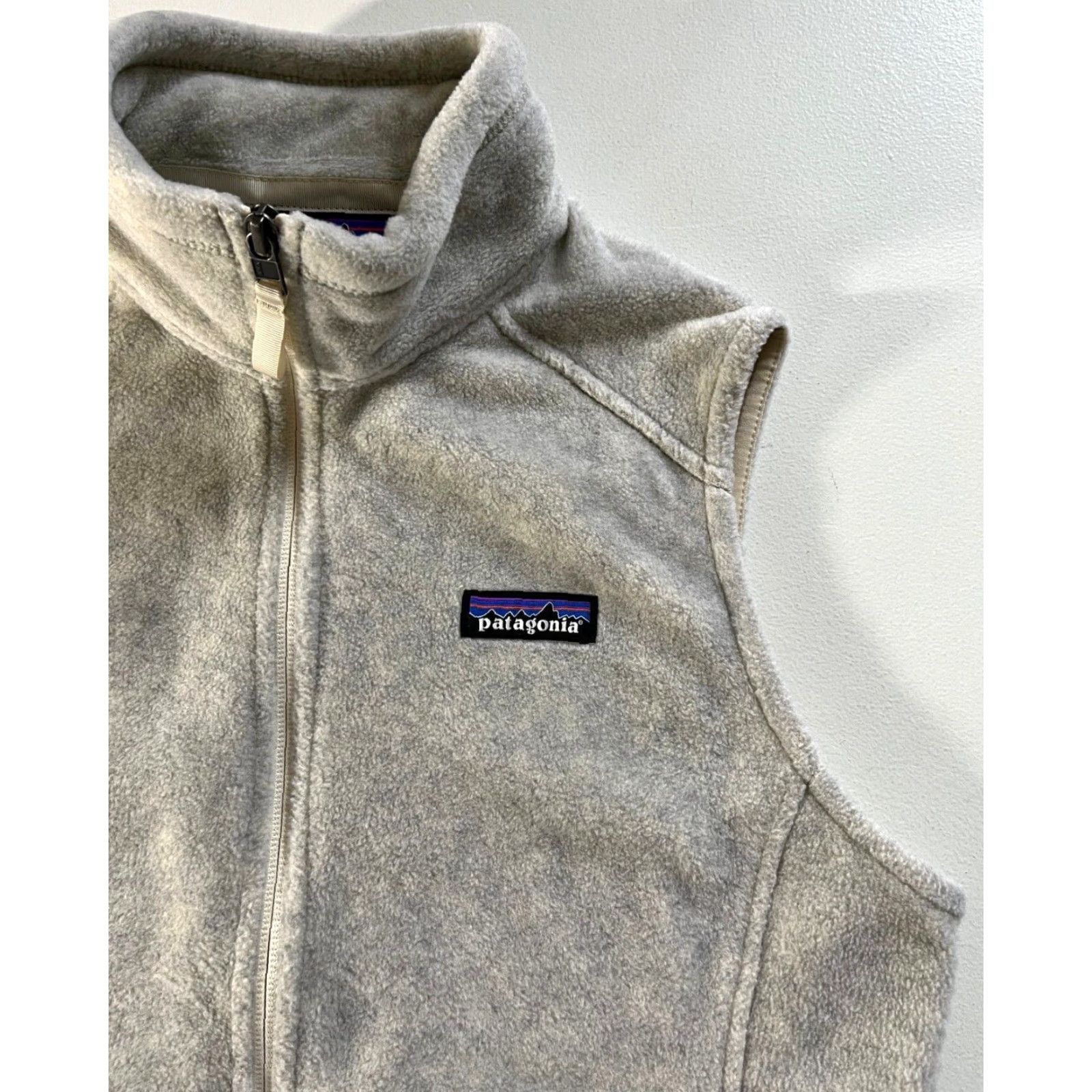 Patagonia Patagonia Women's Vest Synchilla Full Zip Oat Solid Small Size S / US 4 / IT 40 - 7 Thumbnail